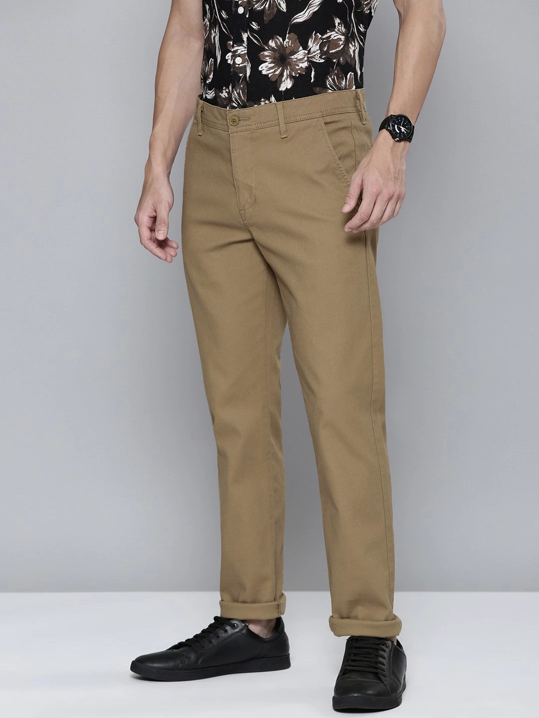 Soft Structure Corduroy texture Men's Brown Slim Fit Chinos