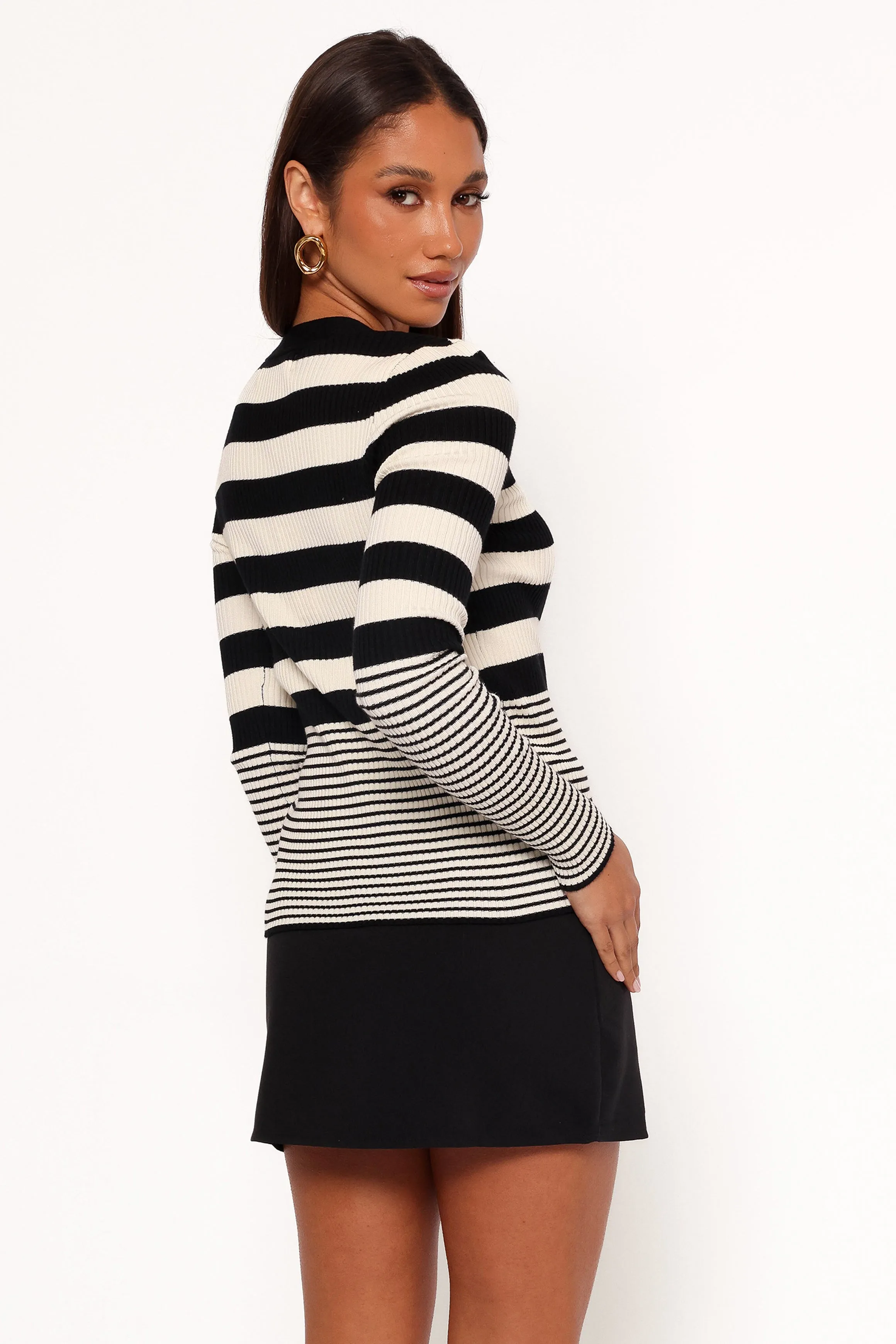 Neat Look FadeResistant Yarn Sorella Cardigan Top - Black Cream Stripe