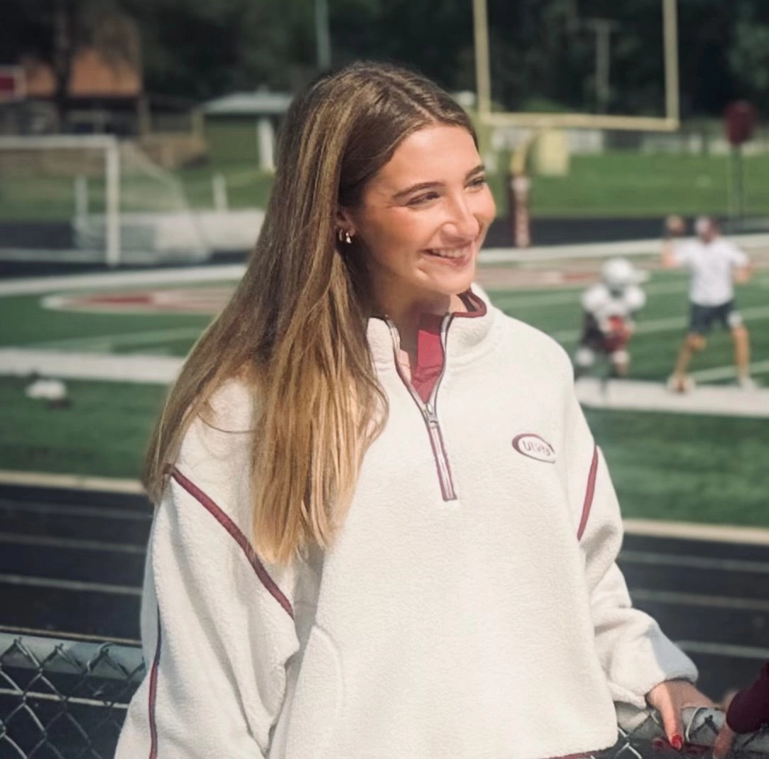 Fashion Layers fluffy texture Womens Sherpa Plush Off White Quarter Zip-Soft White / Maroon Trim