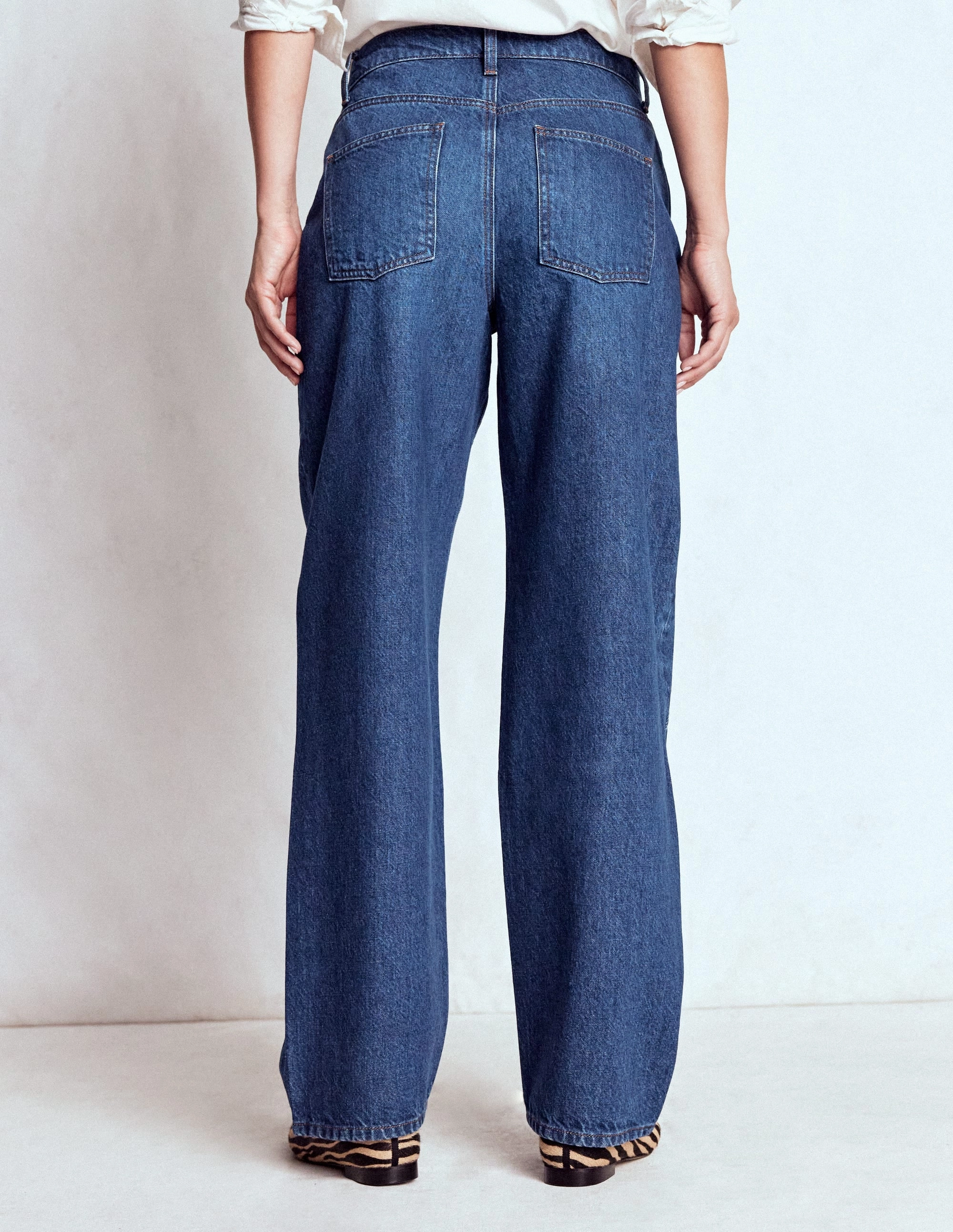 Full Length Barrel Leg Jeans-Dark Vintage Compact Packability