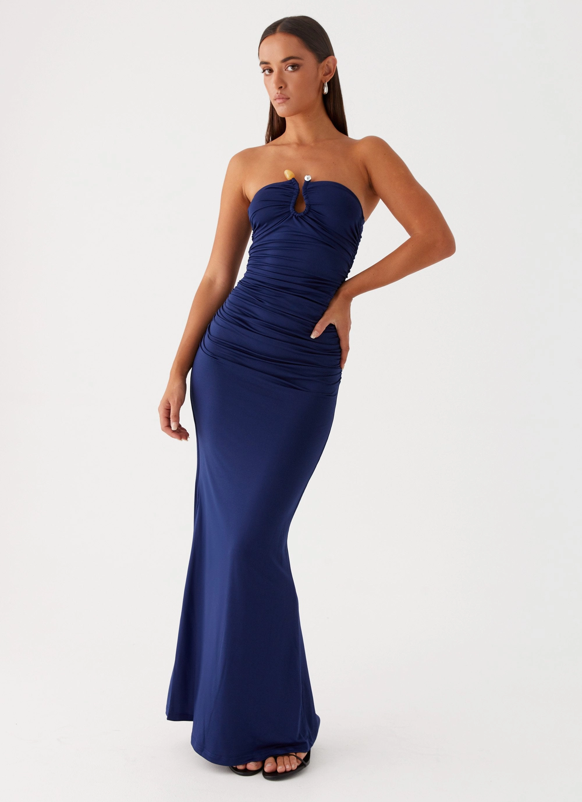 Rudy Maxi Dress - Navy Timeless Fit Look