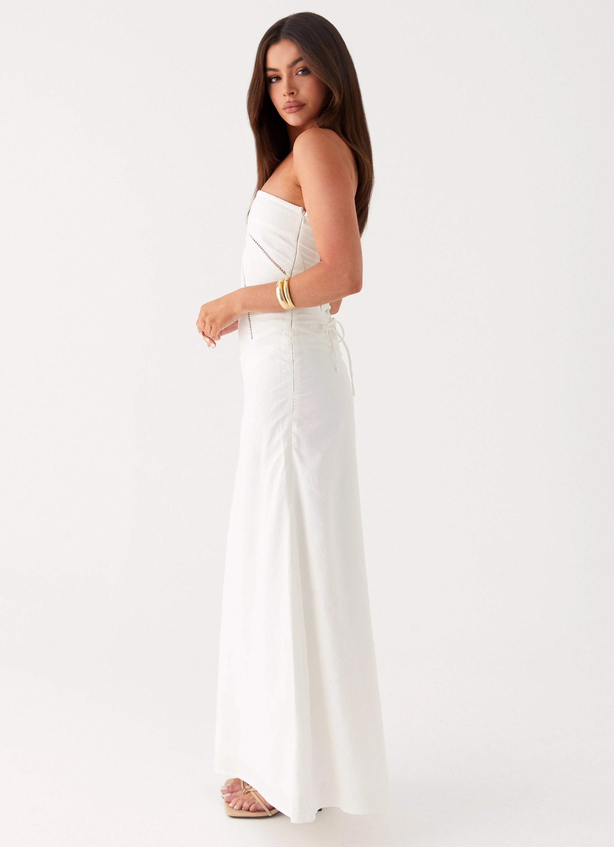 Cerisa Linen Maxi Dress - White Sweetheart-Neck