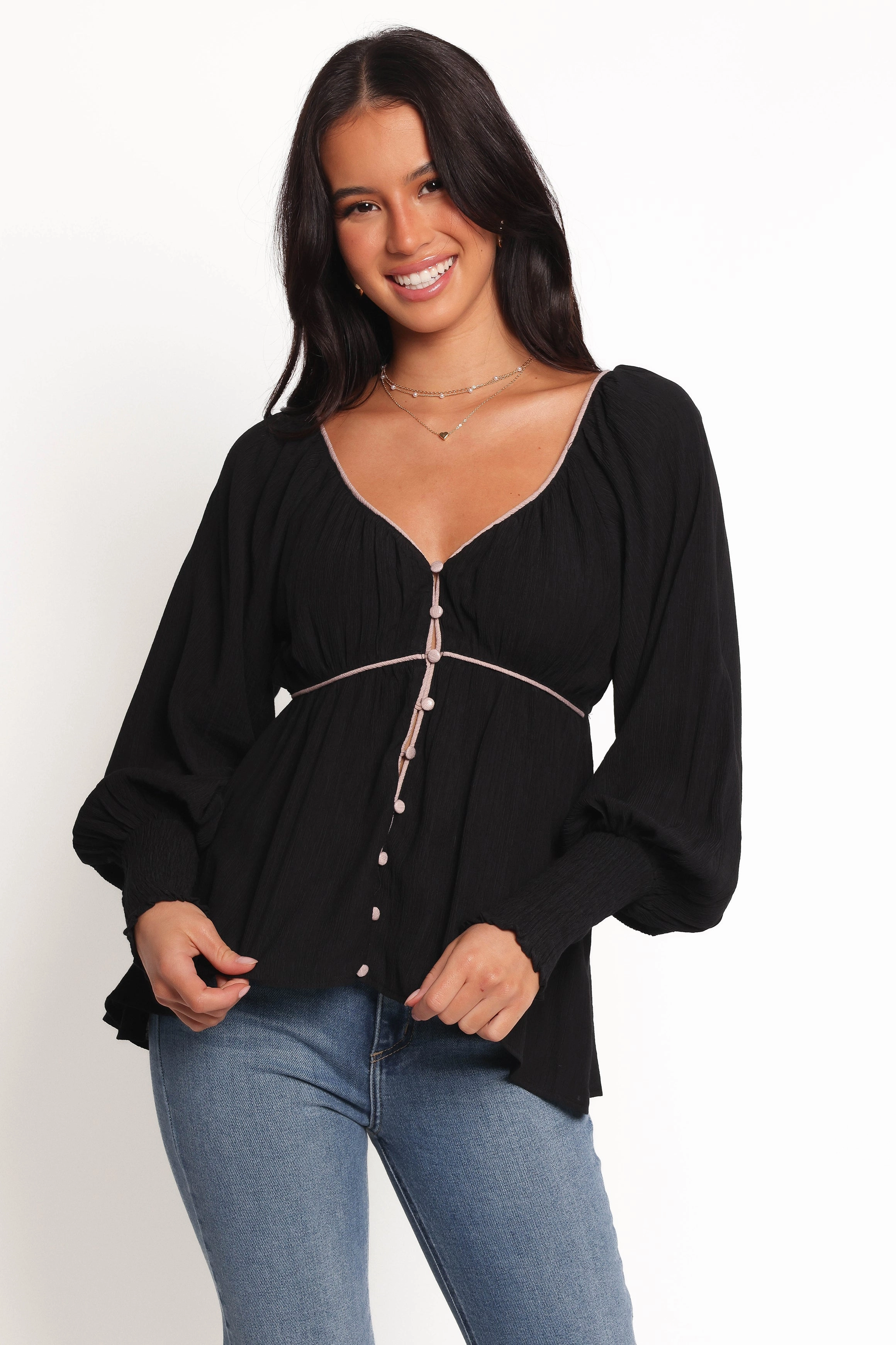 Pannia Top - Black Easy Styling