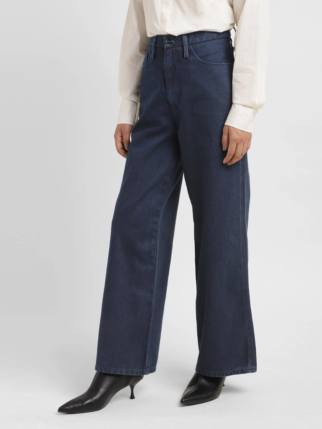 Temperature Regulating Fabric Active Ready Women's Blue Ribcage Bell Bottom Wide Leg Fit High Rise Jeans