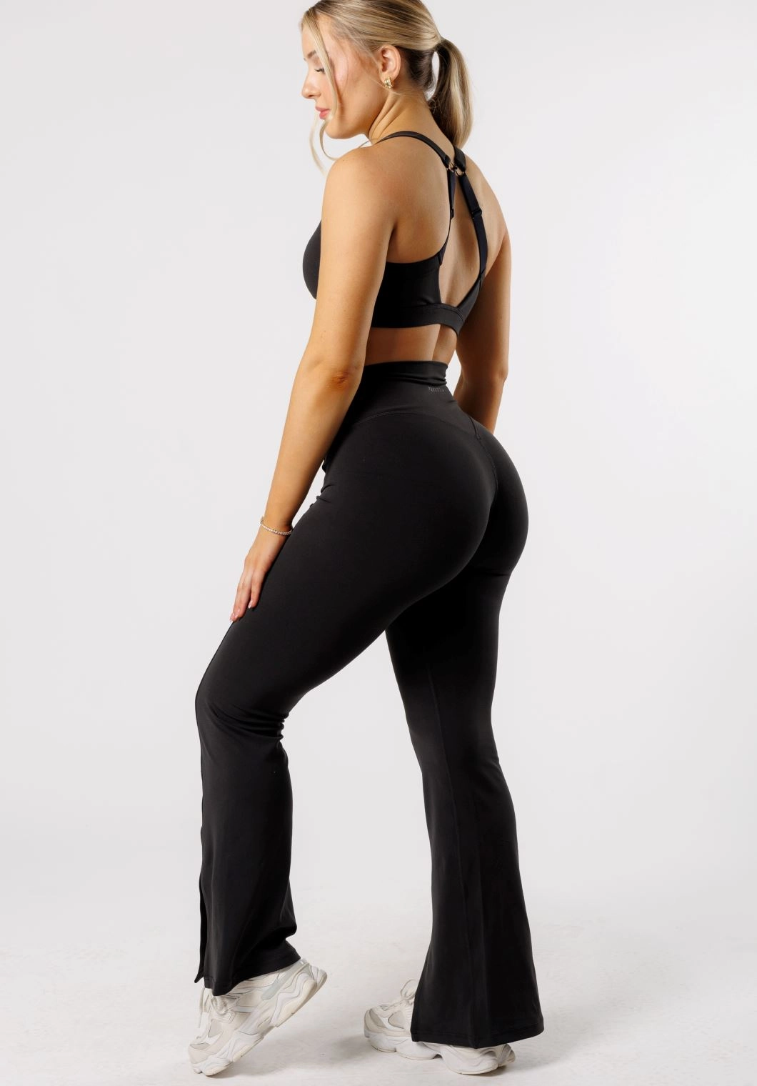 Reluna? Front Slit Sculptseam? Flare Leggings 31" Black Double Layer Dance Practice Chafe Resistant Edging