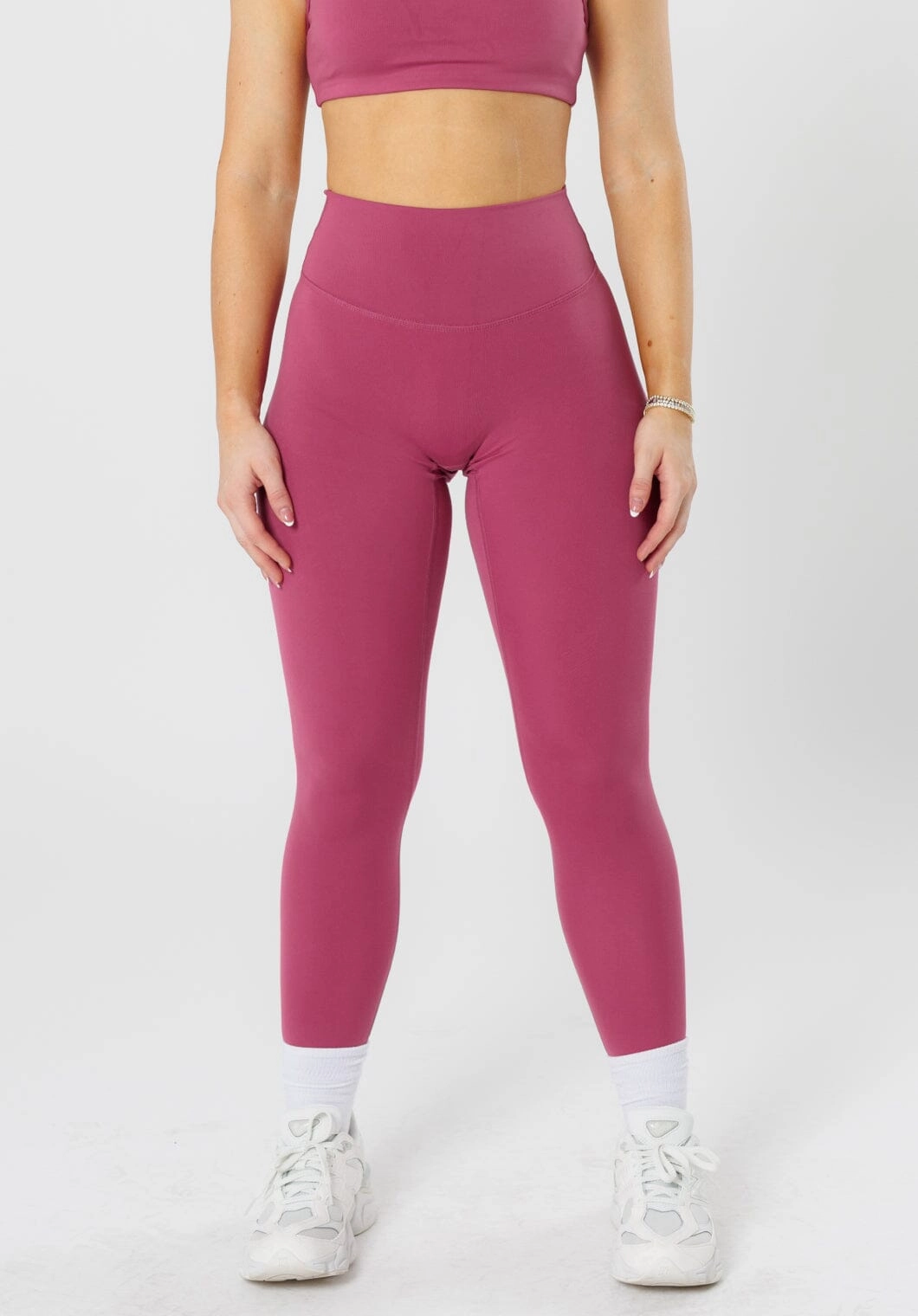 Double Layered Knees Flattering Silhouette Reluna Original Sculptseam? Plus Legging Raspberry