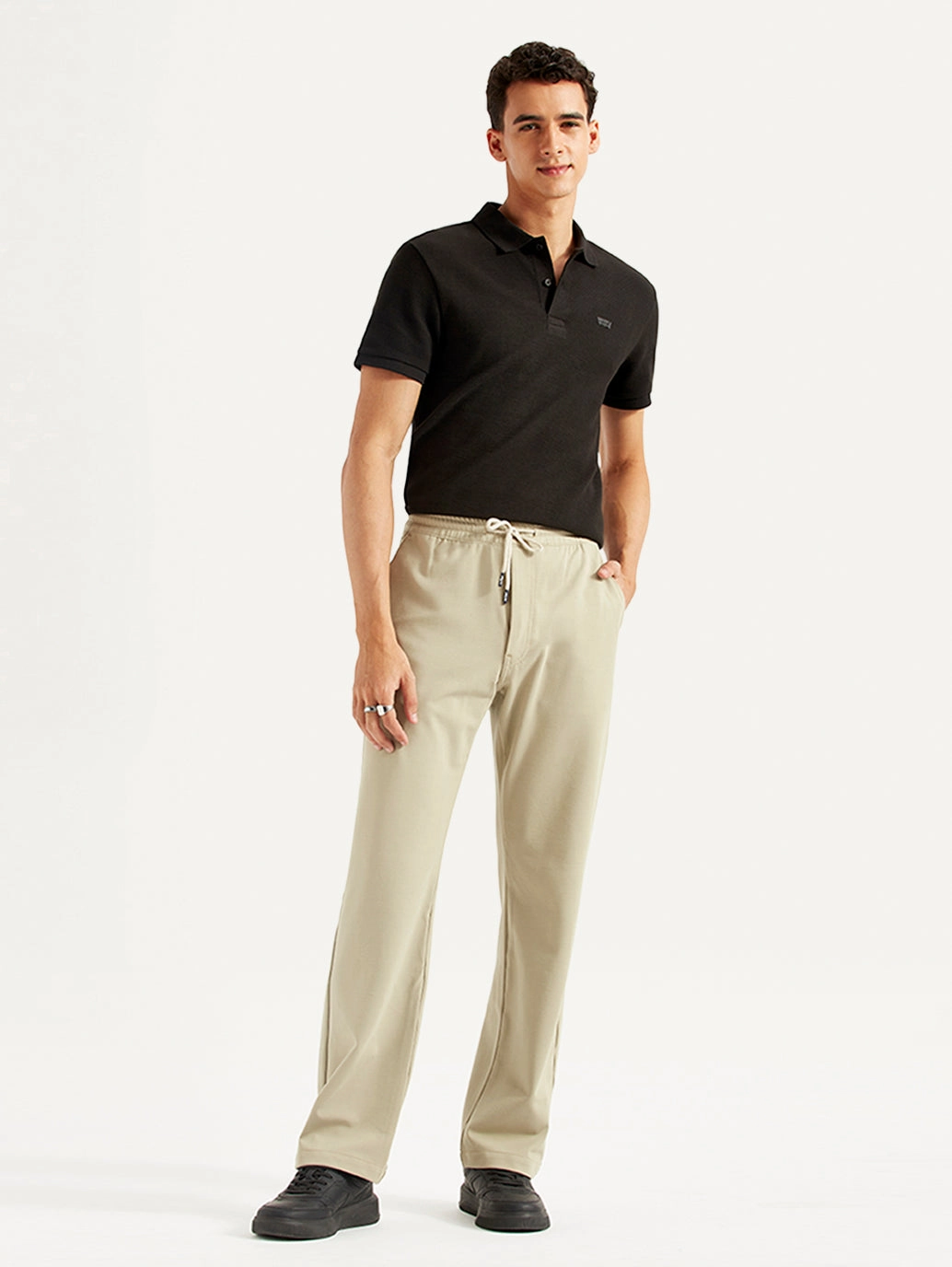 Relaxed Design Easy Match Men's 555'96 Beige Relaxed Straight Fit Tech Pants