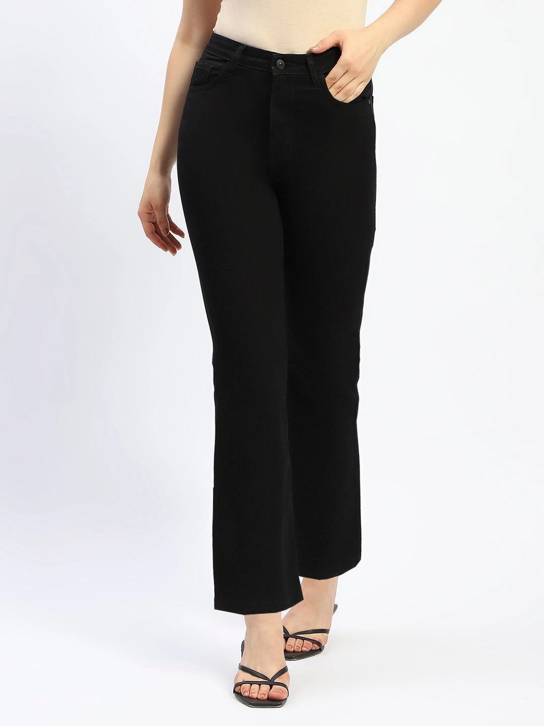 Comfy Streetwear Fan Music Event Madame Flared Solid Black Cotton Blend Denim