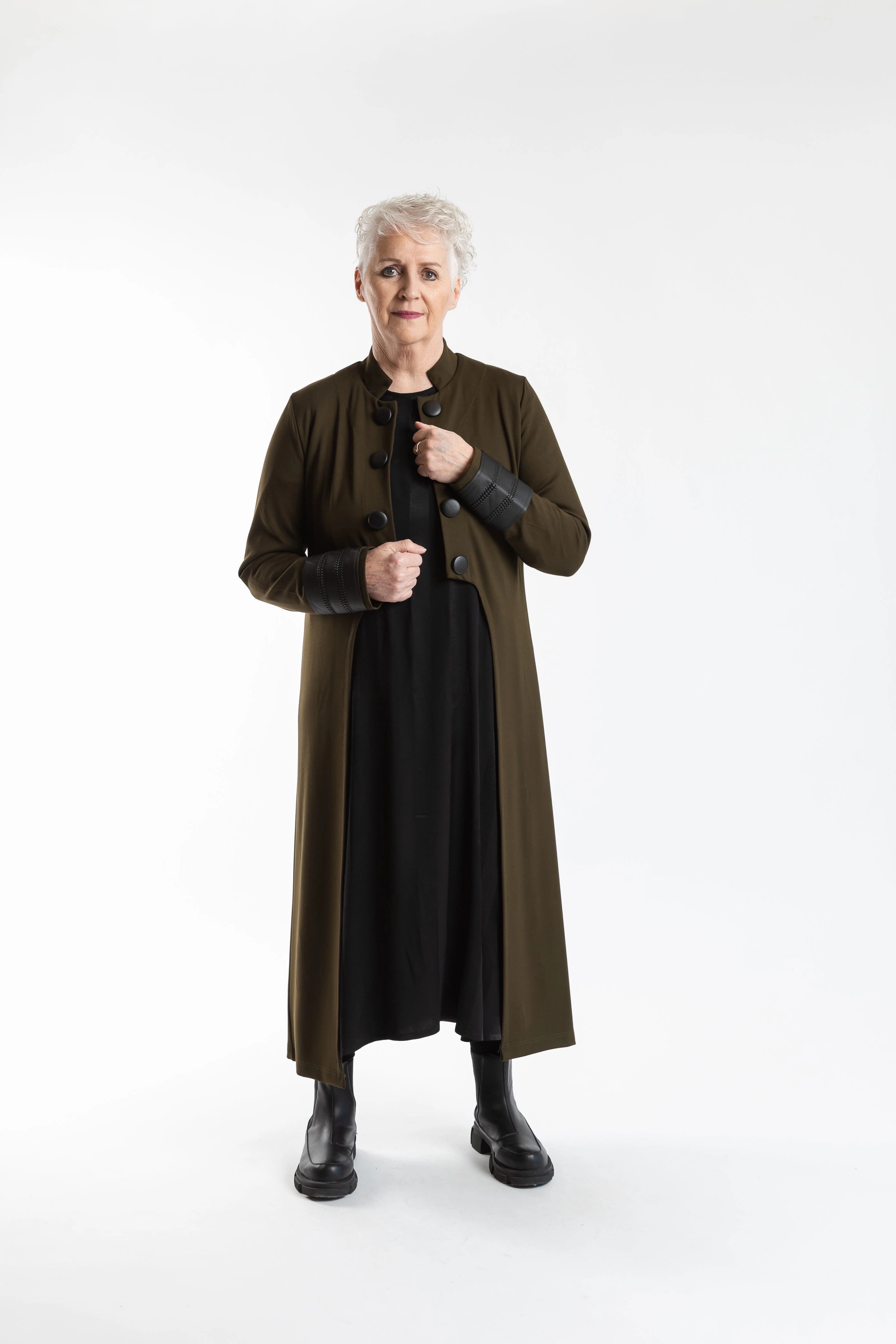 Dry Fast PocketPlacement Deeanne Hobbs - DHW24-102A Tail Coat