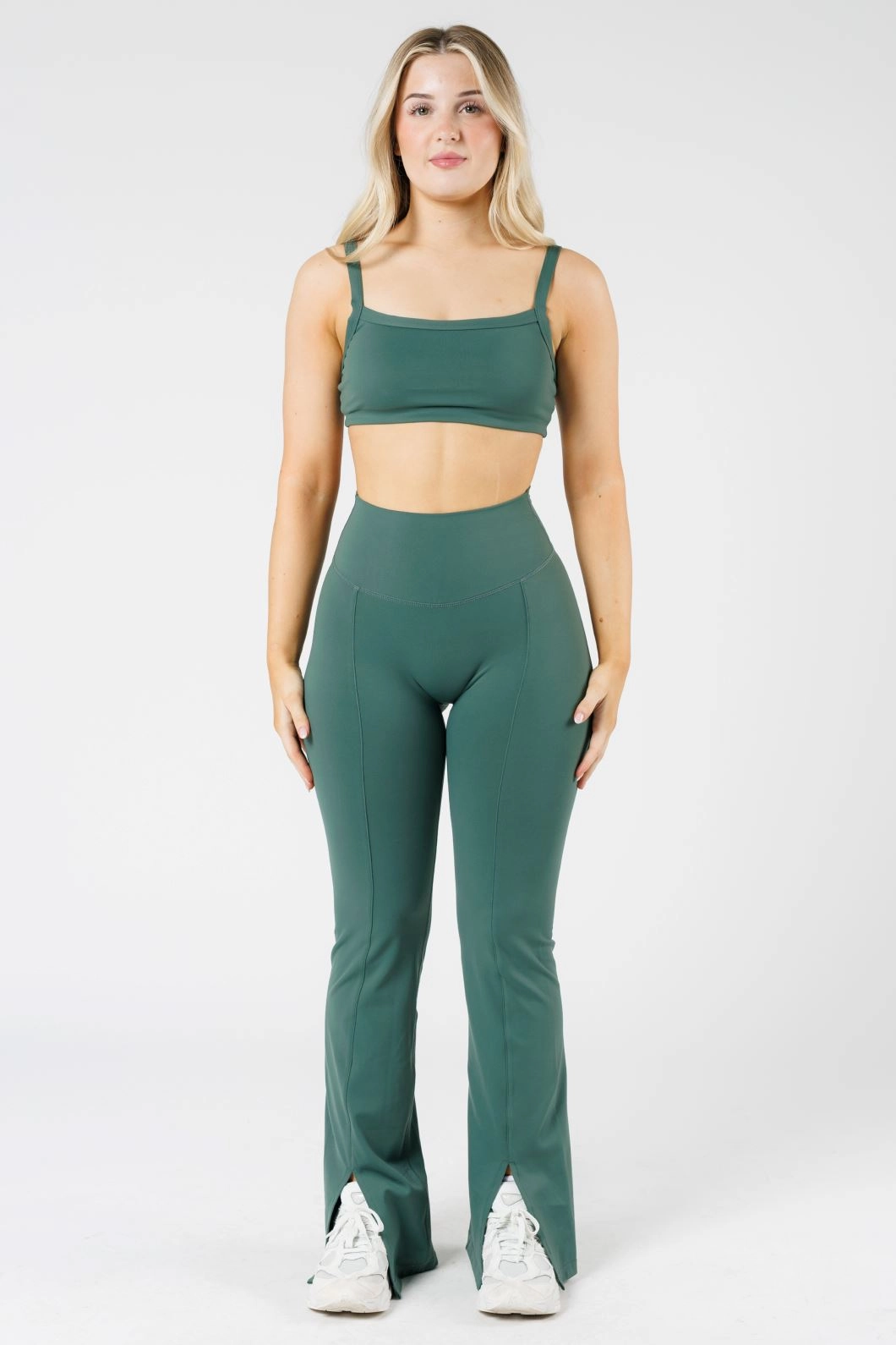 FormLux Front Slit Sculptseam? Plus Flare Legging 32" Pine Flexible Wear Morning Stretch