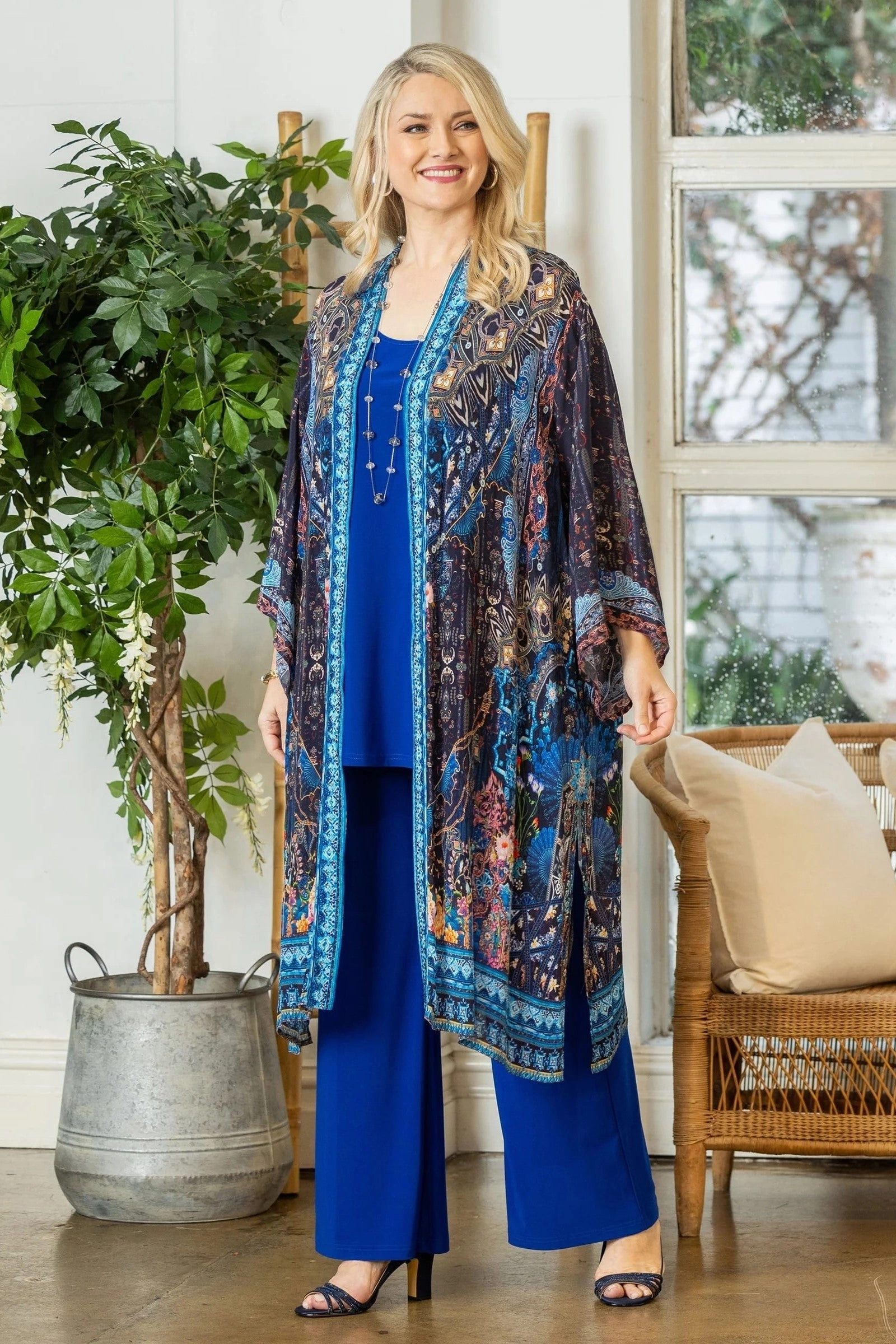 Swish - 444050 Chloe Kimono Cozy Fit Hike Fit