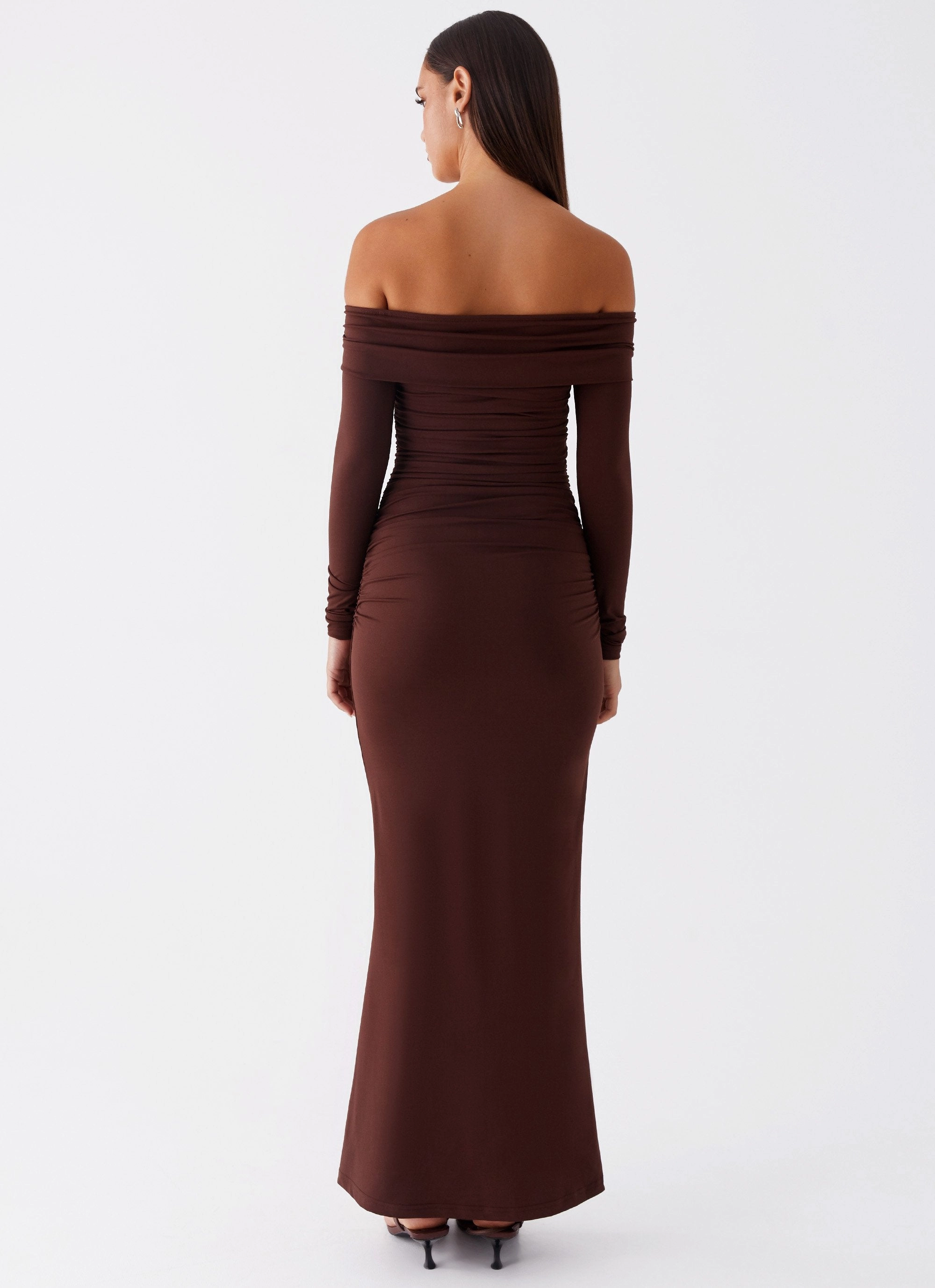 Chic and Flattering Seamless-Look Rudy Long Sleeve Maxi Dress - Chocolate