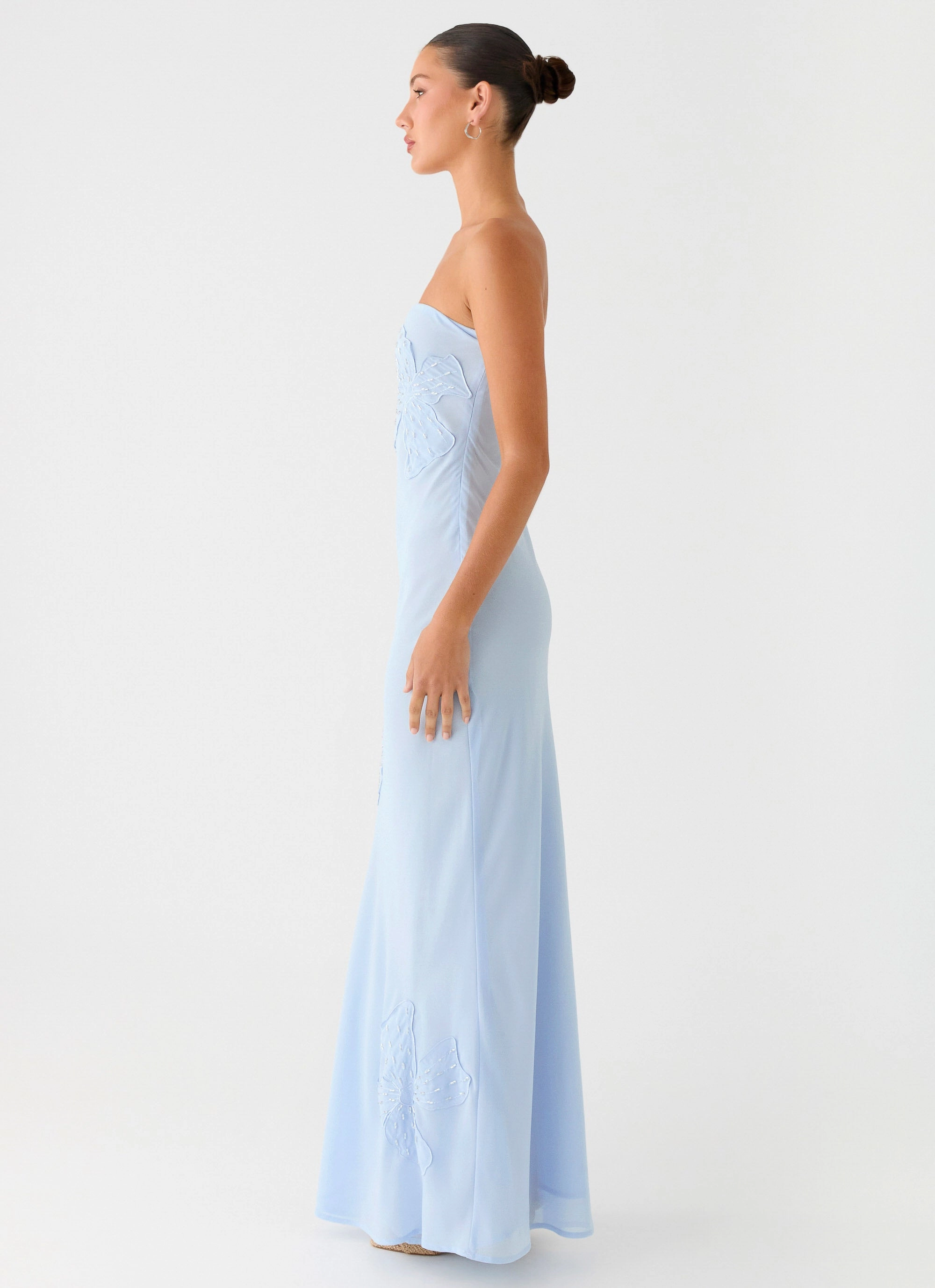 summer breeze New York Sassafras Beaded Flower Strapless Maxi Dress - Blue