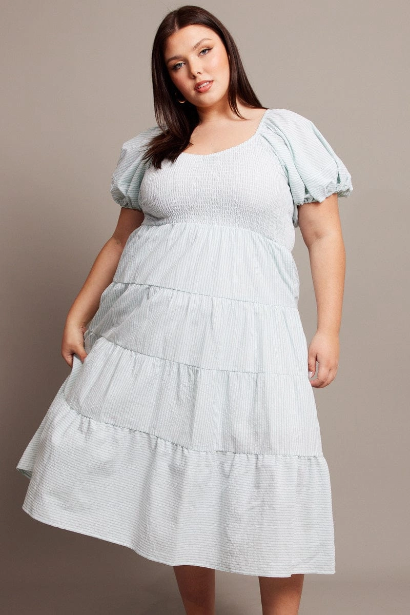 Green Stripe Midi Dress Short Sleeve Tiered Flattering Wearable Street Elegance