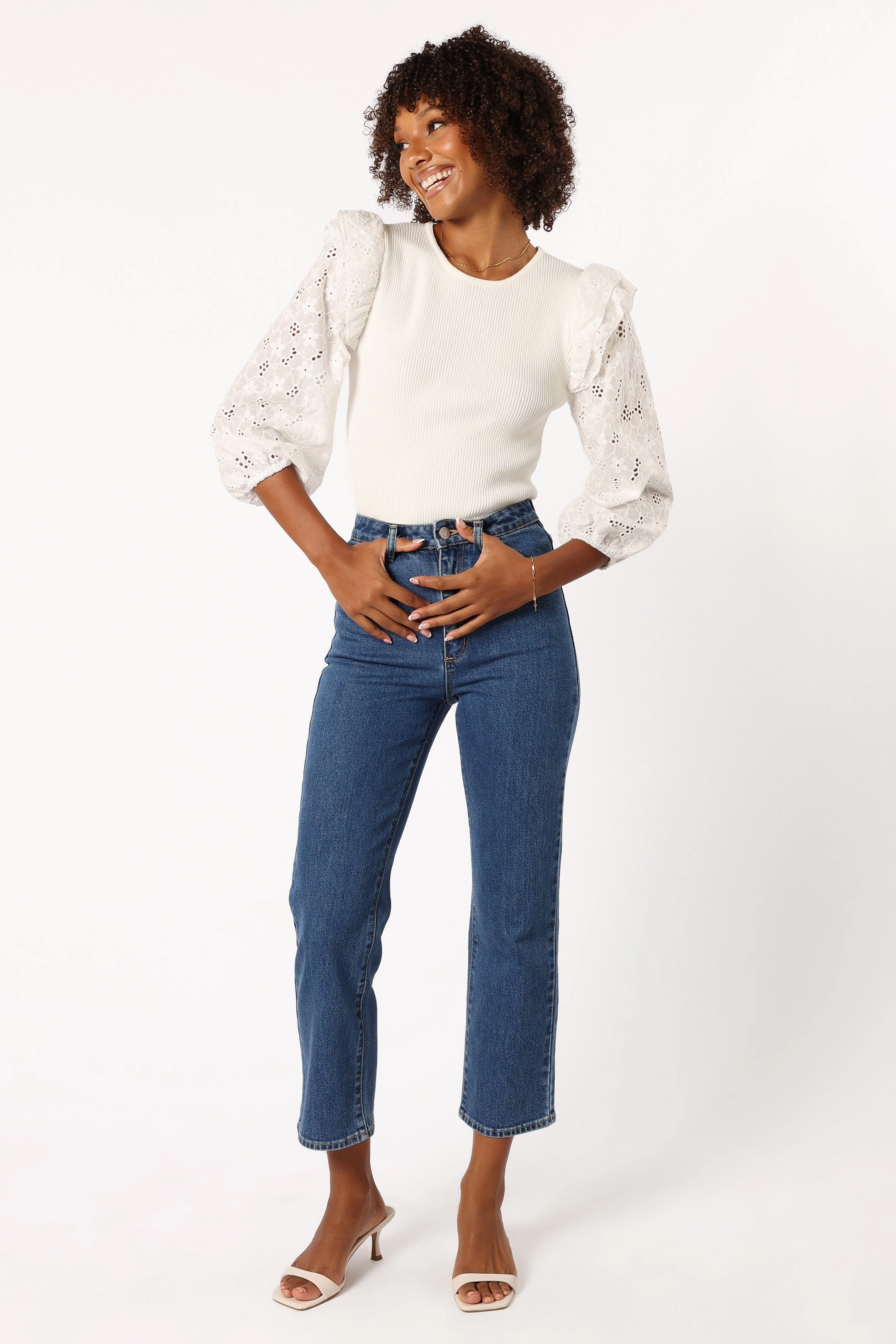 Halle Top - White Everyday Comfort Youth fashion