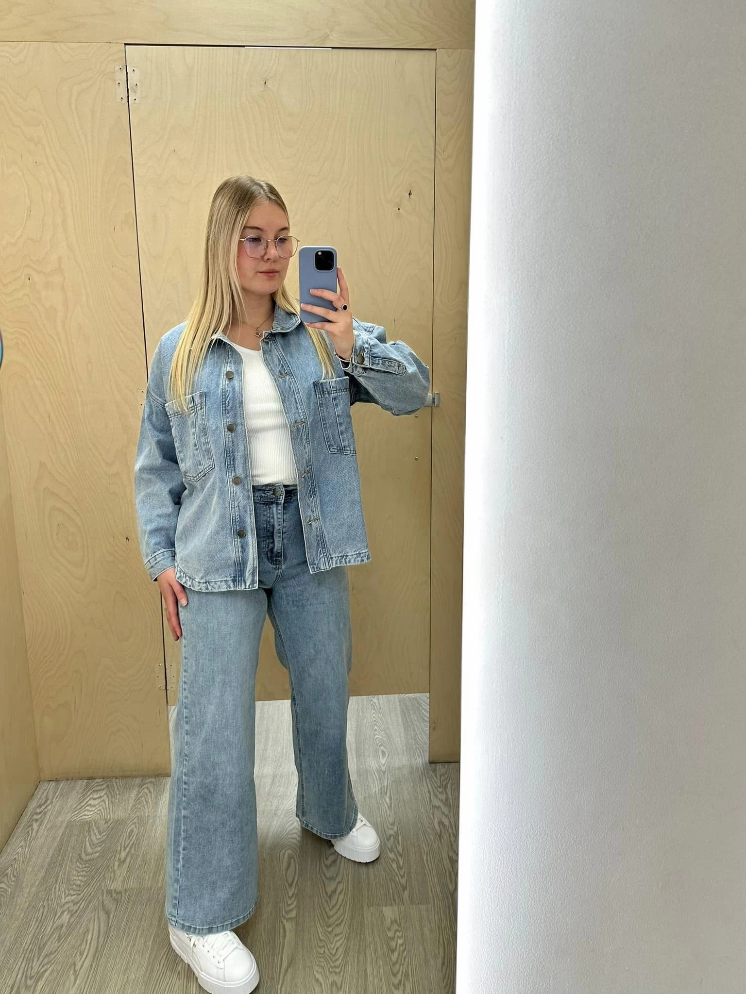 All About Eve Dale Shacket Light Blue Thermo Regulating AbrasionResistantSurface