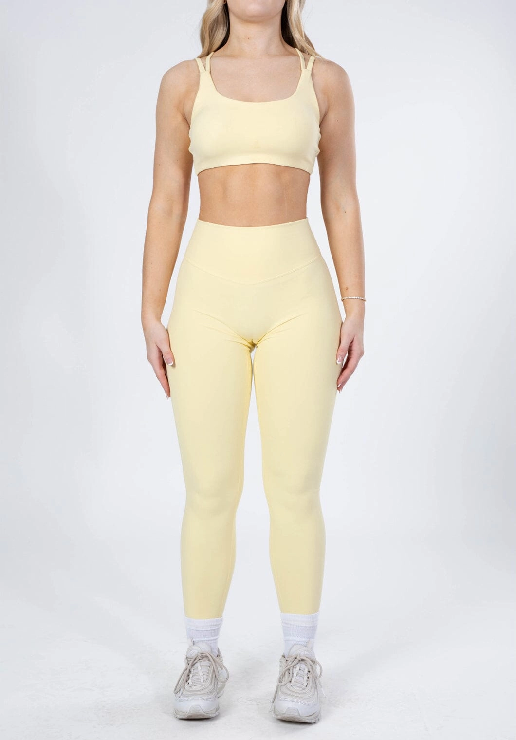 Studio Wear Comfy Design UltraLux Curve Contour Sculptseam? Legging Lemon Drop