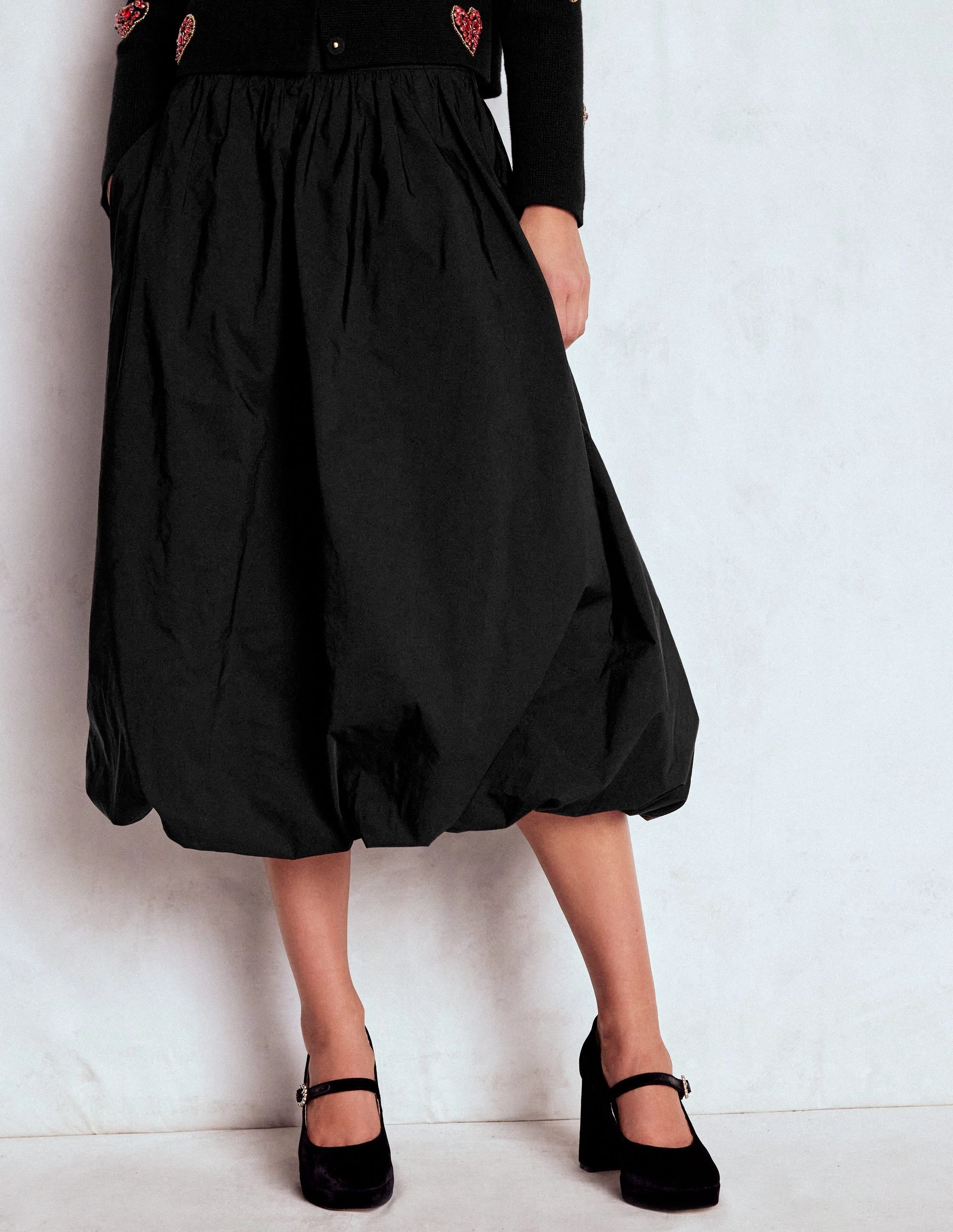 Fresh Vibe Drawstring closure Bubble Hem Midi Skirt-Black