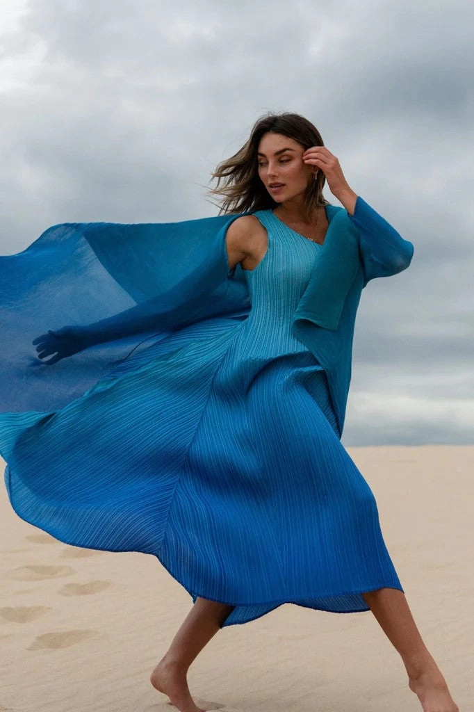 Alquema - AC2404-BD Collare Coat Go Anywhere Wear AdjustableHood