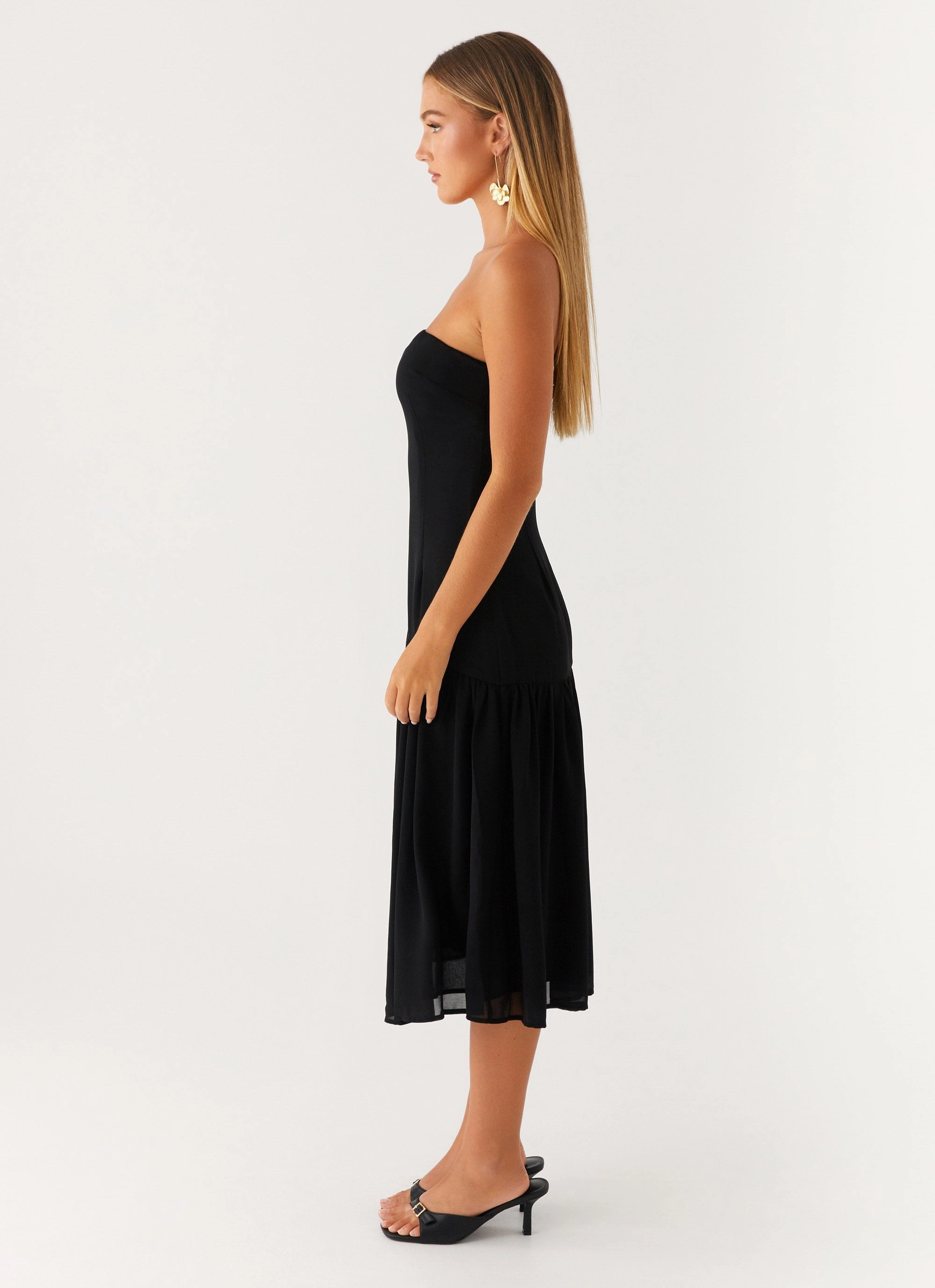 Elegant knee-length dress Imagination Strapless Midi Dress - Black