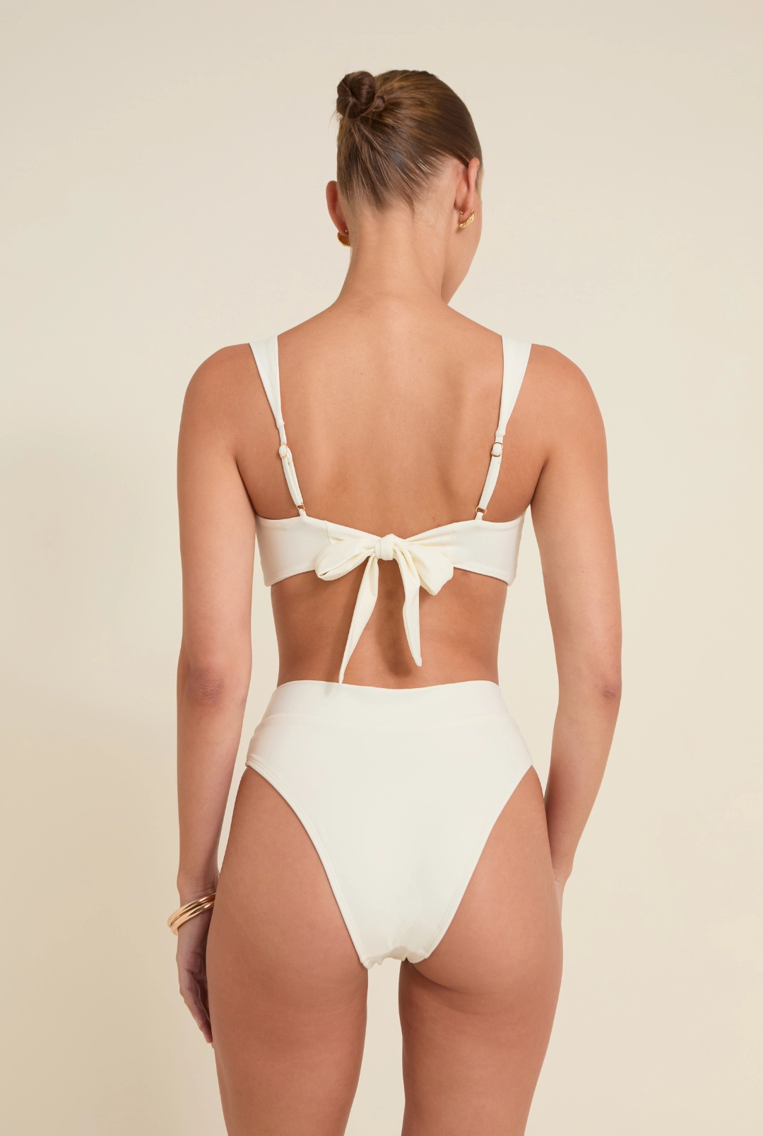 Isola Bella Top - Ivory Trendy Outfit