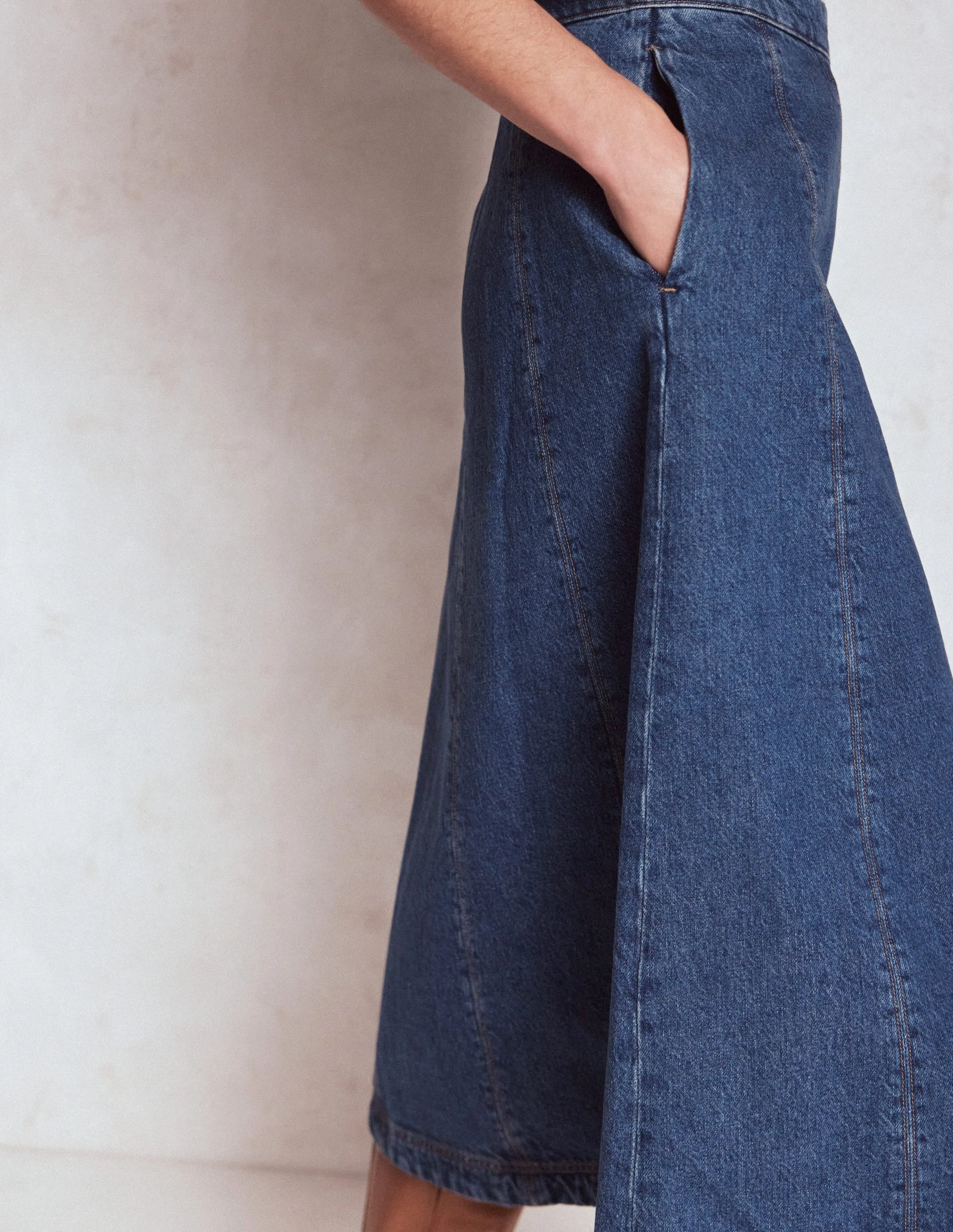 Personality Style Detachable Detail Joy Panelled Denim Skirt-Mid Wash