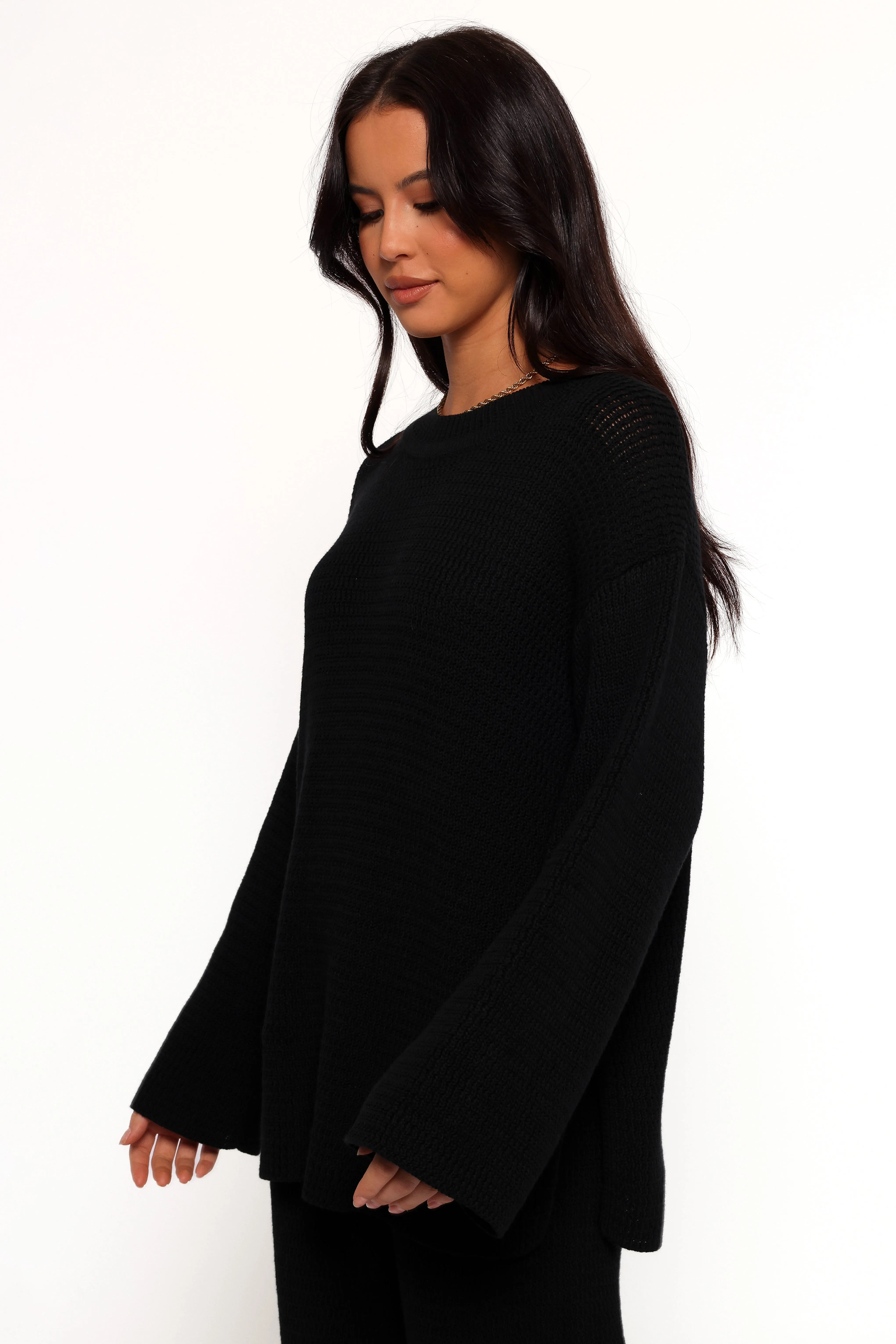 Lightweight Layer McKinley Sweater - Black
