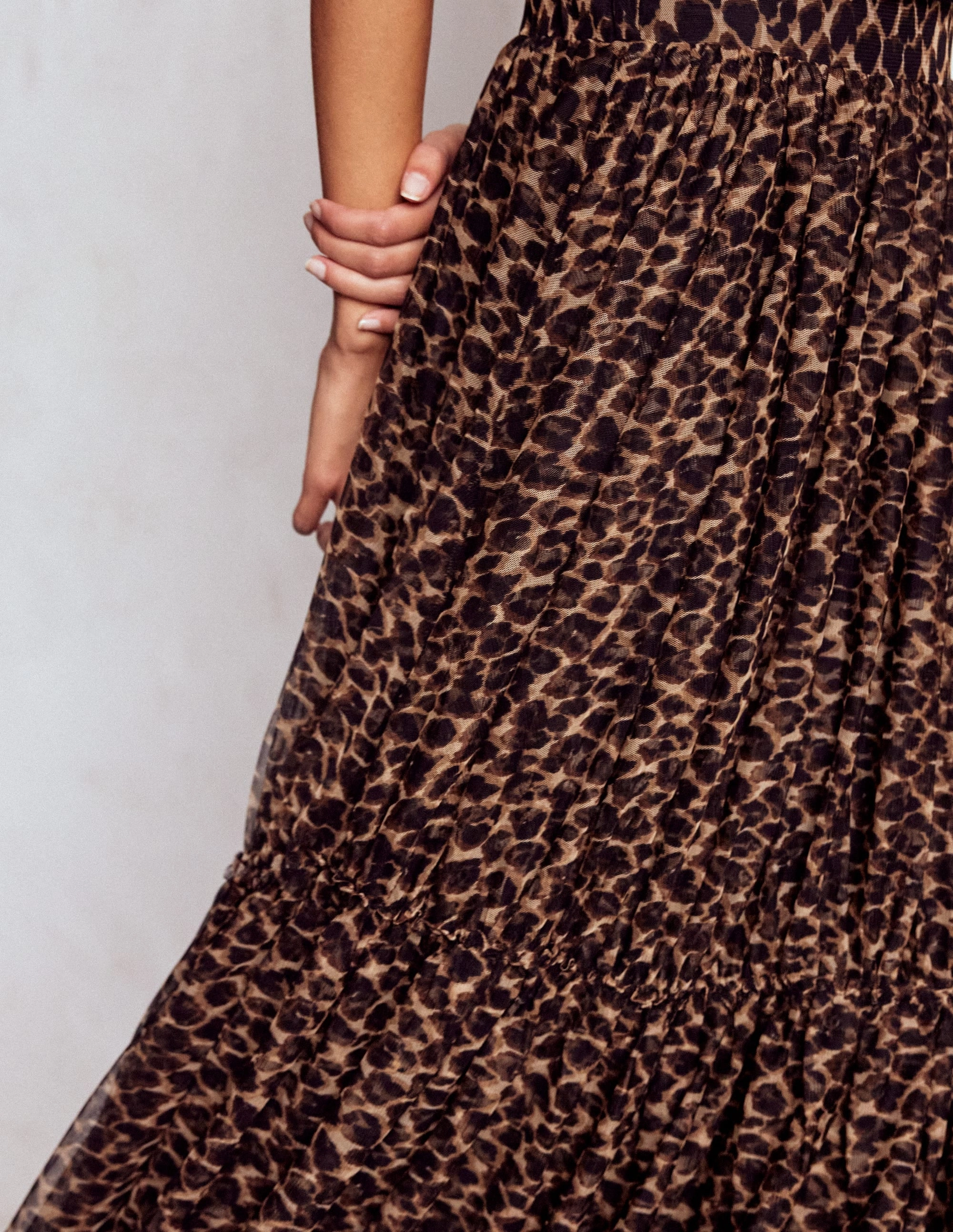 Relaxed Mood Anna Tulle Midi Skirt-Leopard