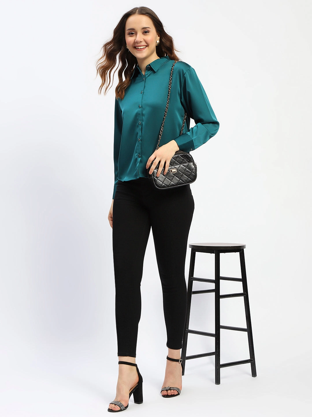 Distressed Details Madame Black Skinny Fit Cotton Blend Denim