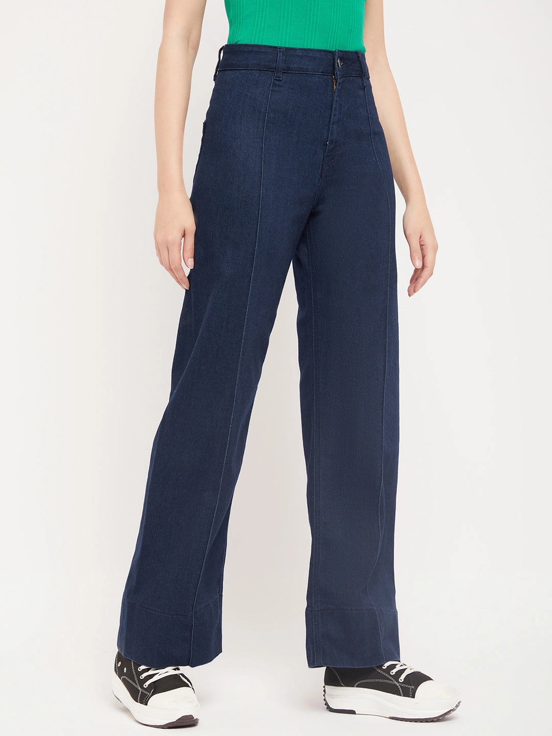 Madame Blue Wide Leg Jeans Beach Day Modern Luxury Student Outfit