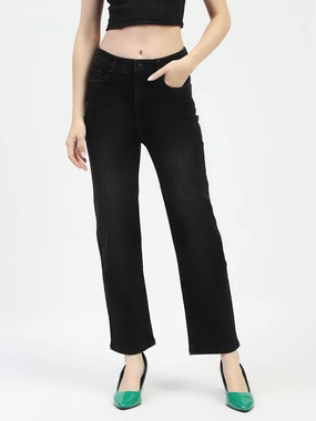 Travel Outfit Evening Stroll Minimalist Sunny Vibes Office Wear Madame Mid-Rise Black Straight-Fit Jeans