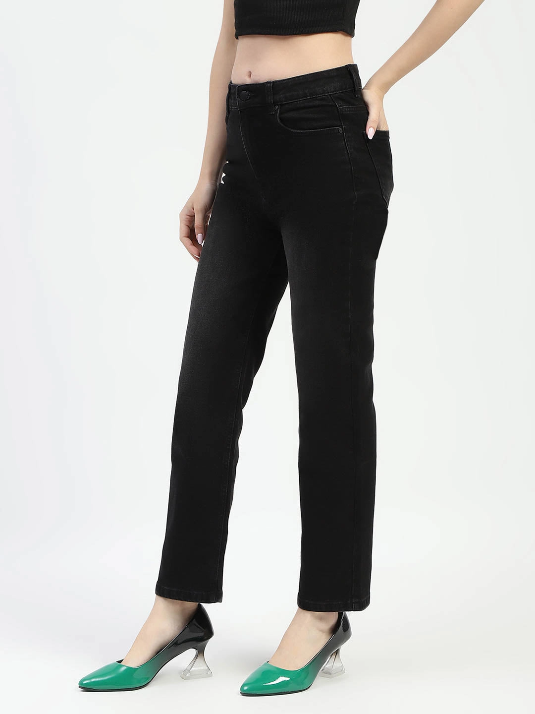 Lightweight Feel Madame Mid-Rise Black Straight-Fit Jeans
