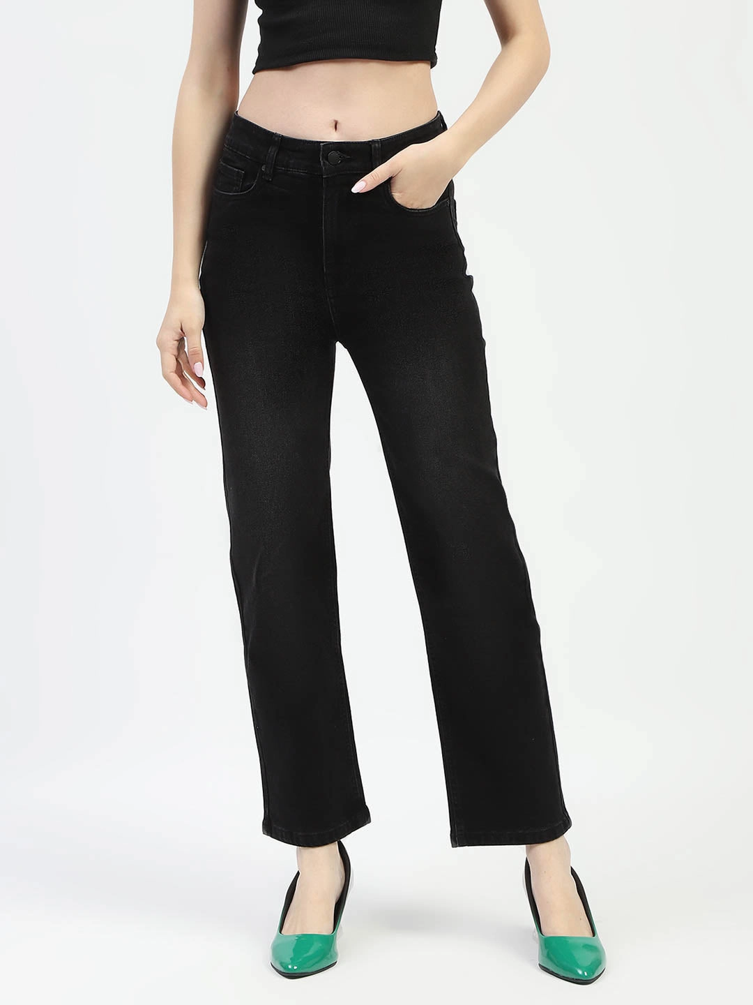 Travel Outfit Evening Stroll Minimalist Sunny Vibes Office Wear Madame Mid-Rise Black Straight-Fit Jeans