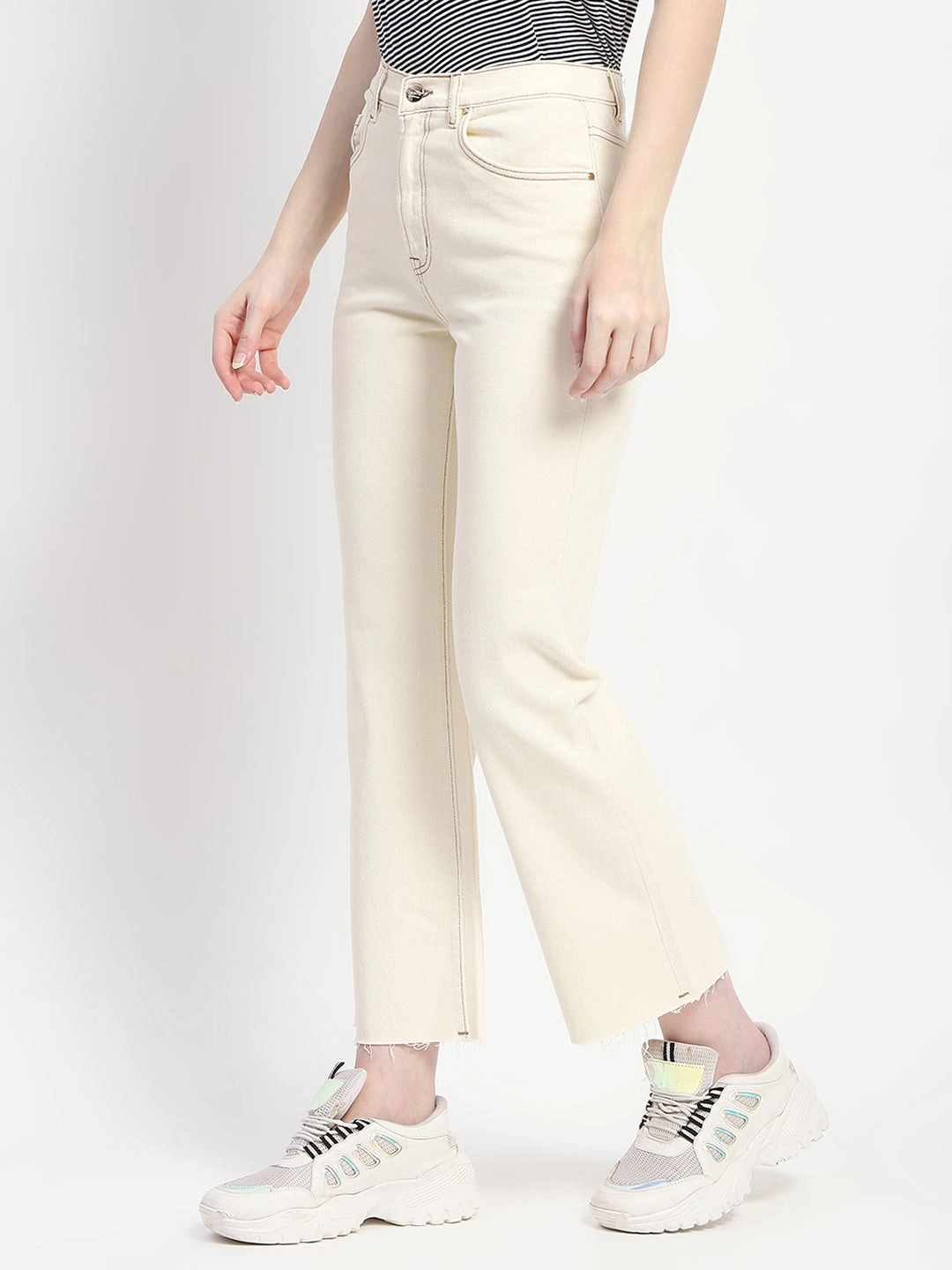 Street Style Madame Off-White Distressed Hem Flared Denim