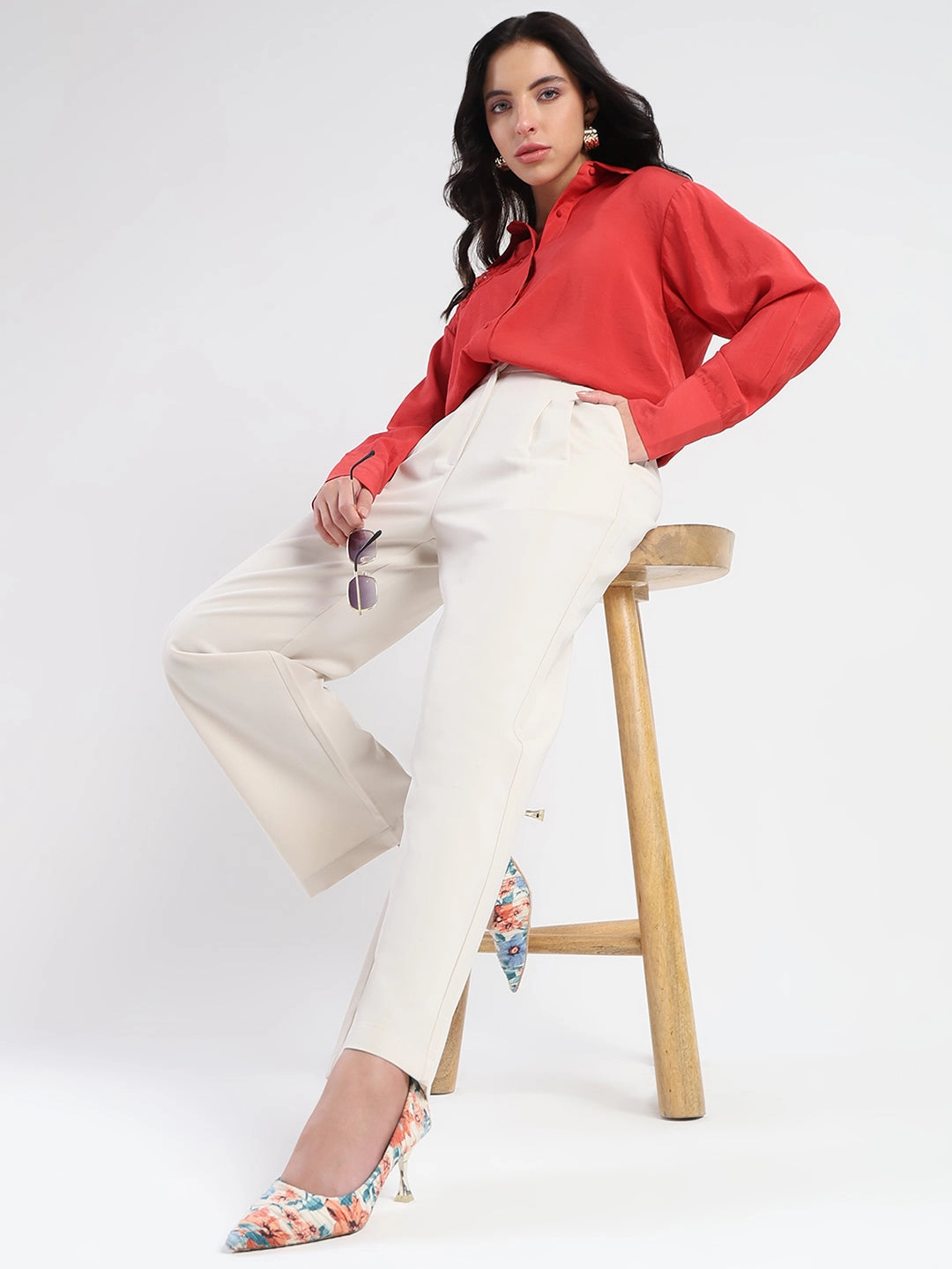 Madame Pleat Detailed Solid Beige Straight Trousers Casual Chic