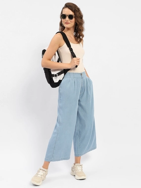 Madame Wide Leg Cropped Light Blue Denim Elegant Minimalist Outdoor Adventure