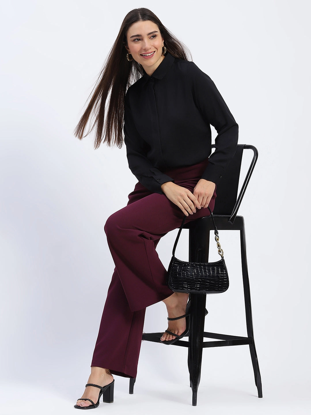 Madame Wide Legged Solid Plum Trousers Low Bulk Design