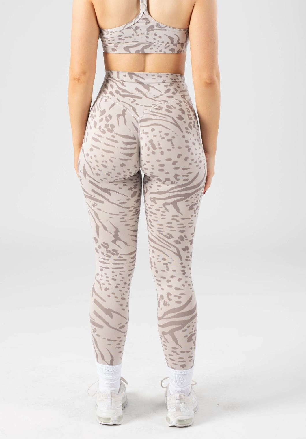 Reluna Original Sculptseam? Legging Snow Leopard Street Style Morning Stretch Tall Fit