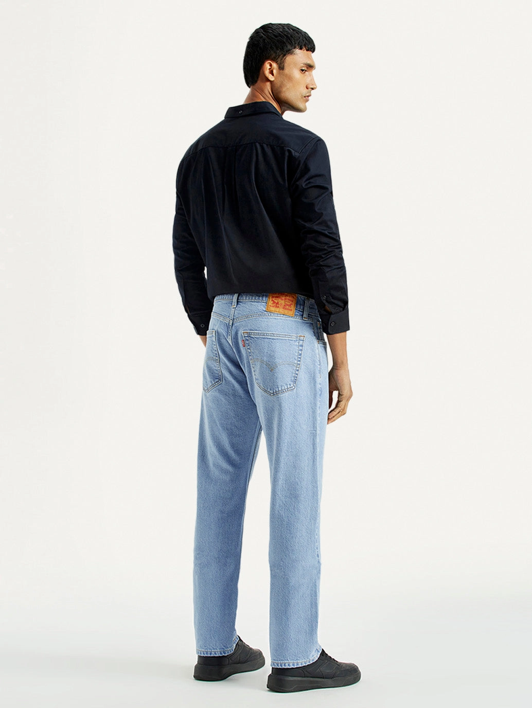 Men's 505 Light Indigo Straight Fit Mid Rise Jeans Go Out Style