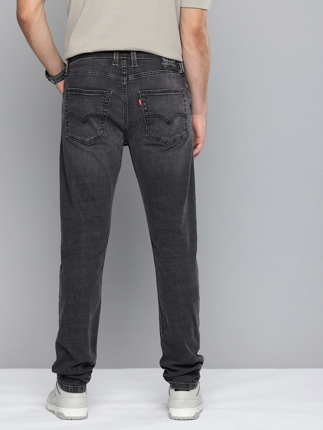 Men's 512 Black Slim Tapered Fit Mid Rise Jeans Base Attire