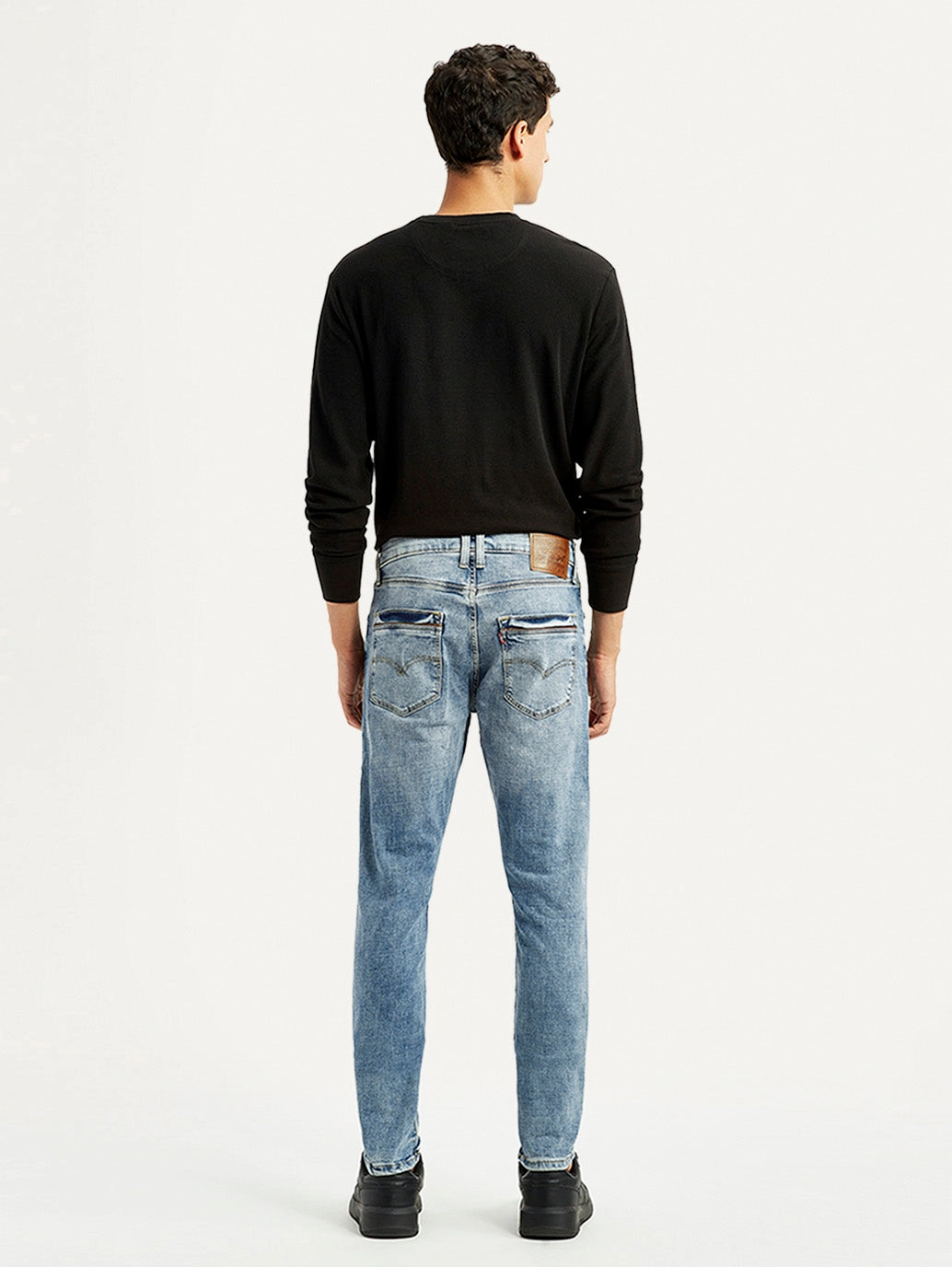 Festival Outfit Everyday Travel Ease Men's 512 Light Blue Slim Tapered Fit Mid Rise Jeans