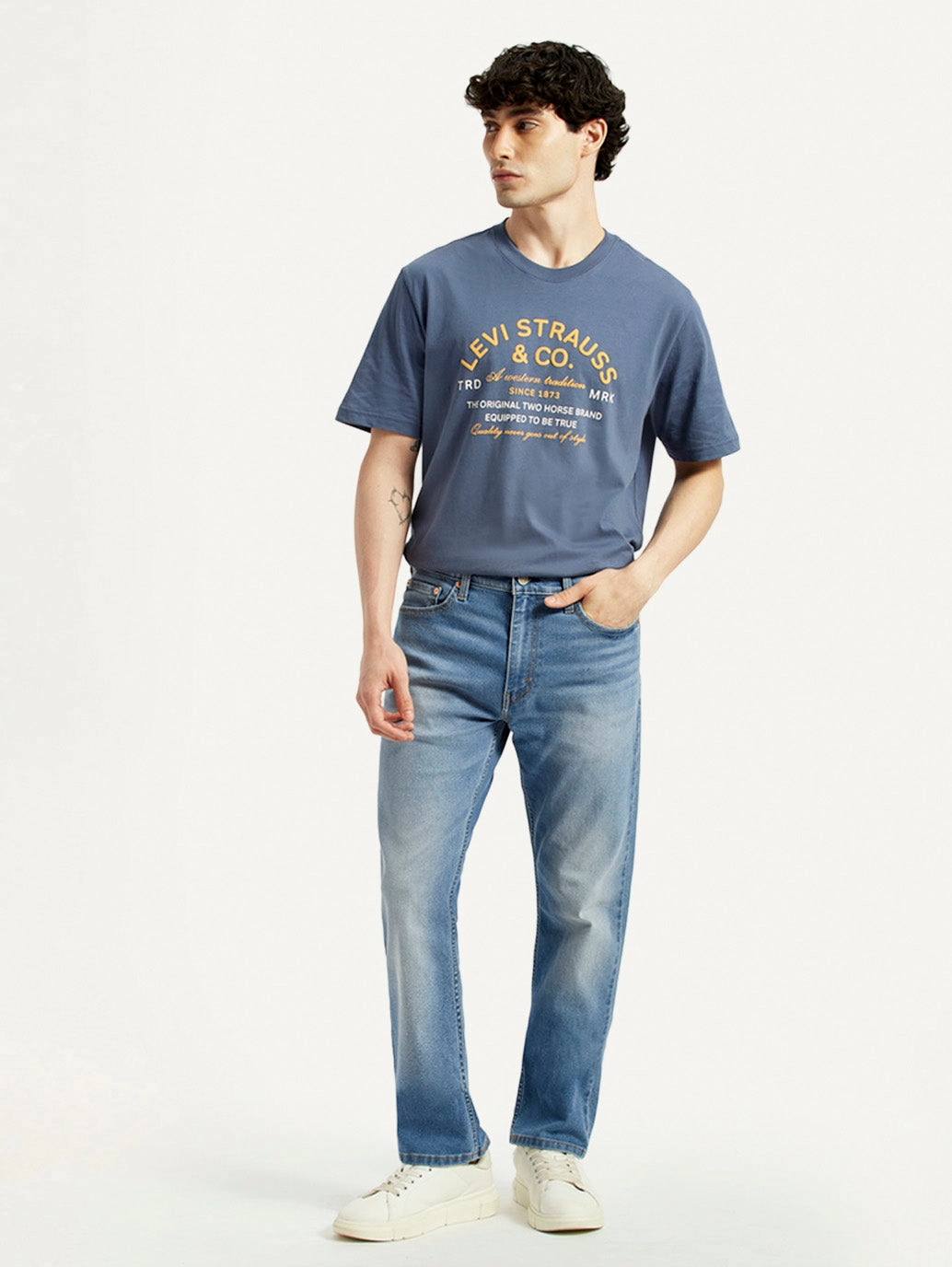 Men's 513 Light Indigo Slim Straight Fit Mid Rise Jeans Minimalist Elegant