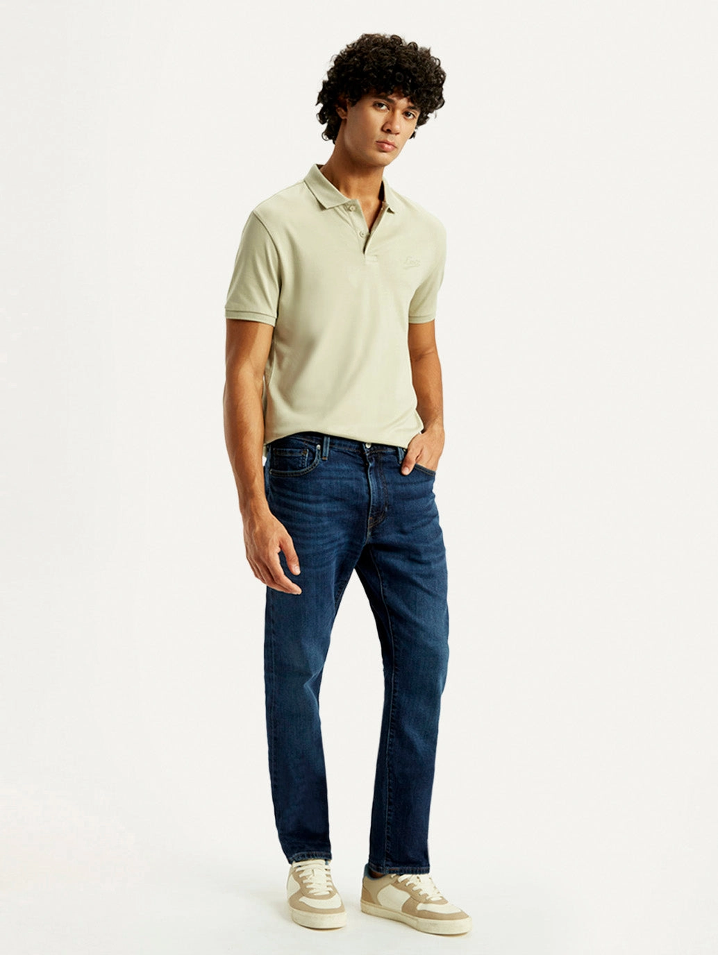 Tailored Fit Men's 541 Med Indigo Athletic Tapered Fit Mid Rise Selvedge Jeans