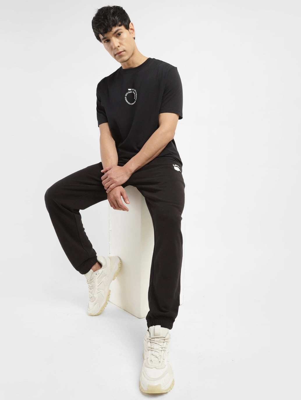 Quick Release Buckle Men's Black Regular Fit Joggers