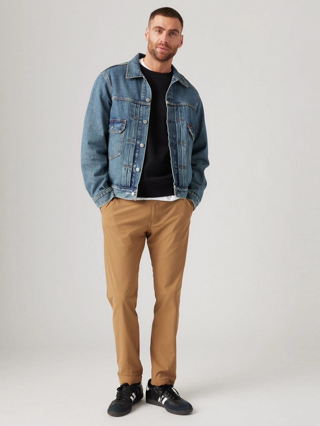 Quick Access Pockets LightweightDesign Men's Brown Regular Fit Chinos