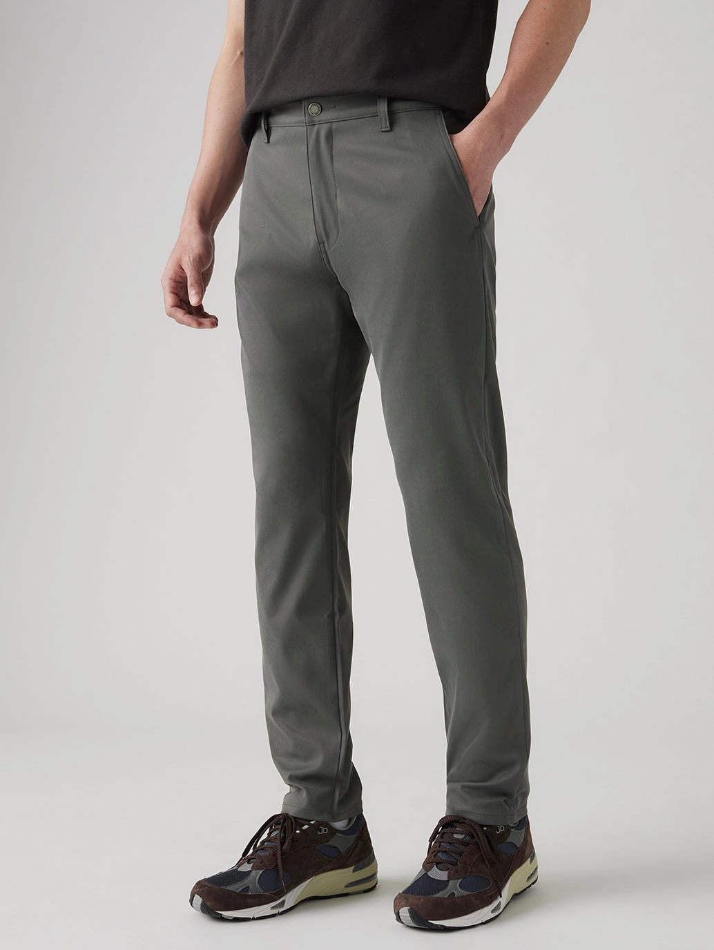 Men's Grey Straight Fit Tech Pants Easy Stretch