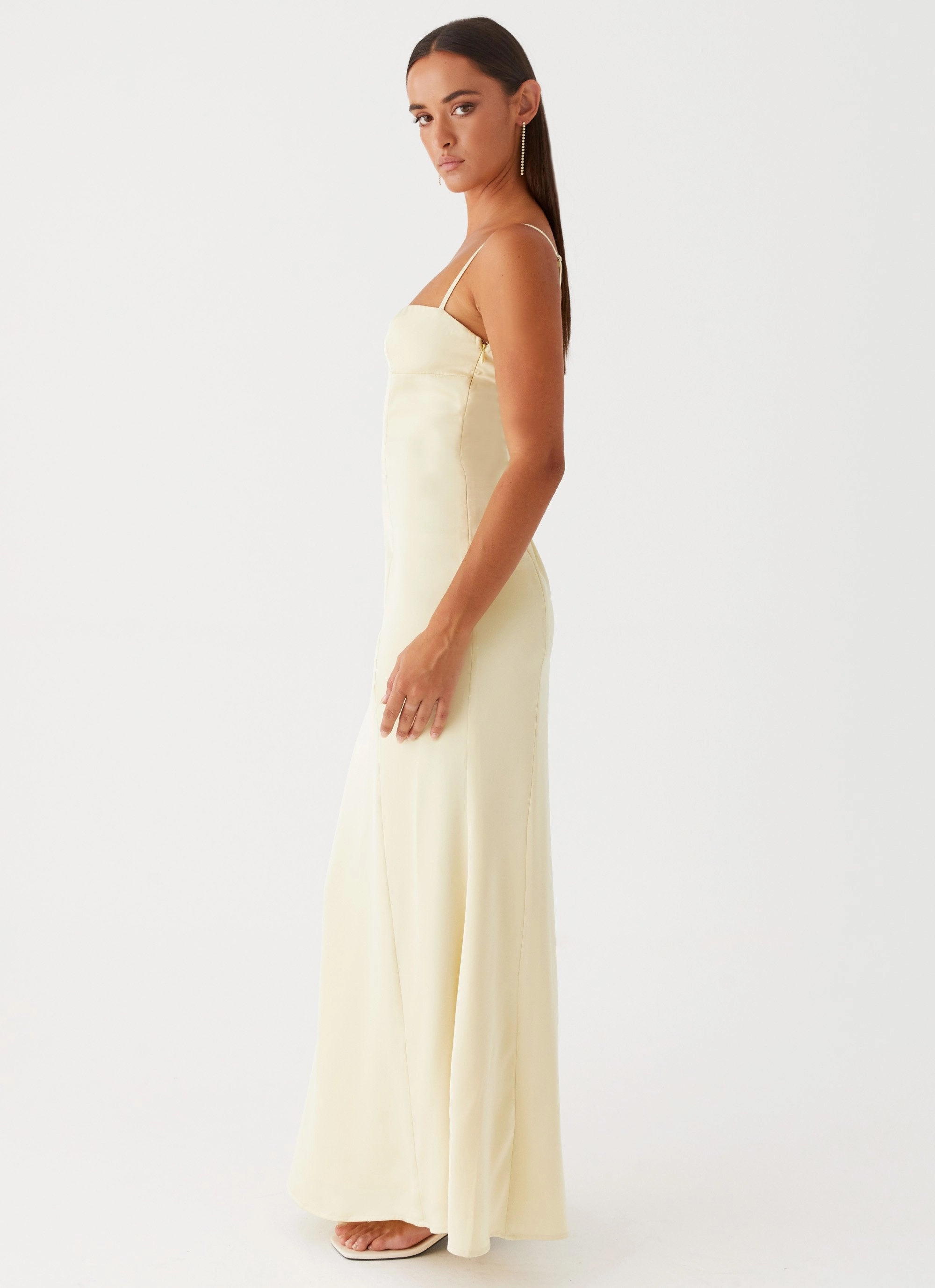 Tailored-fit Chic Mom Miss Bloom Maxi Dress - Lemon