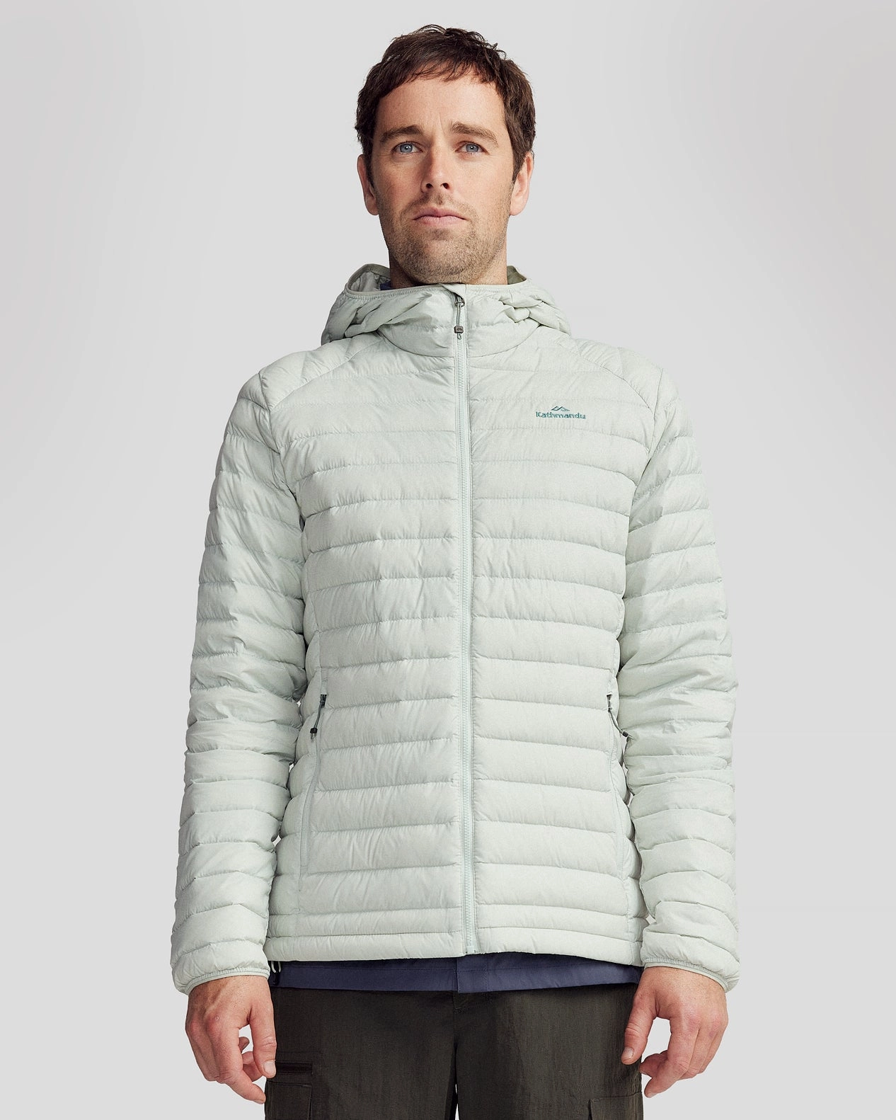 Mns Heli Down Hooded Jacket v3 - Light Sage Non Irritating Collar Basic Travel Fit