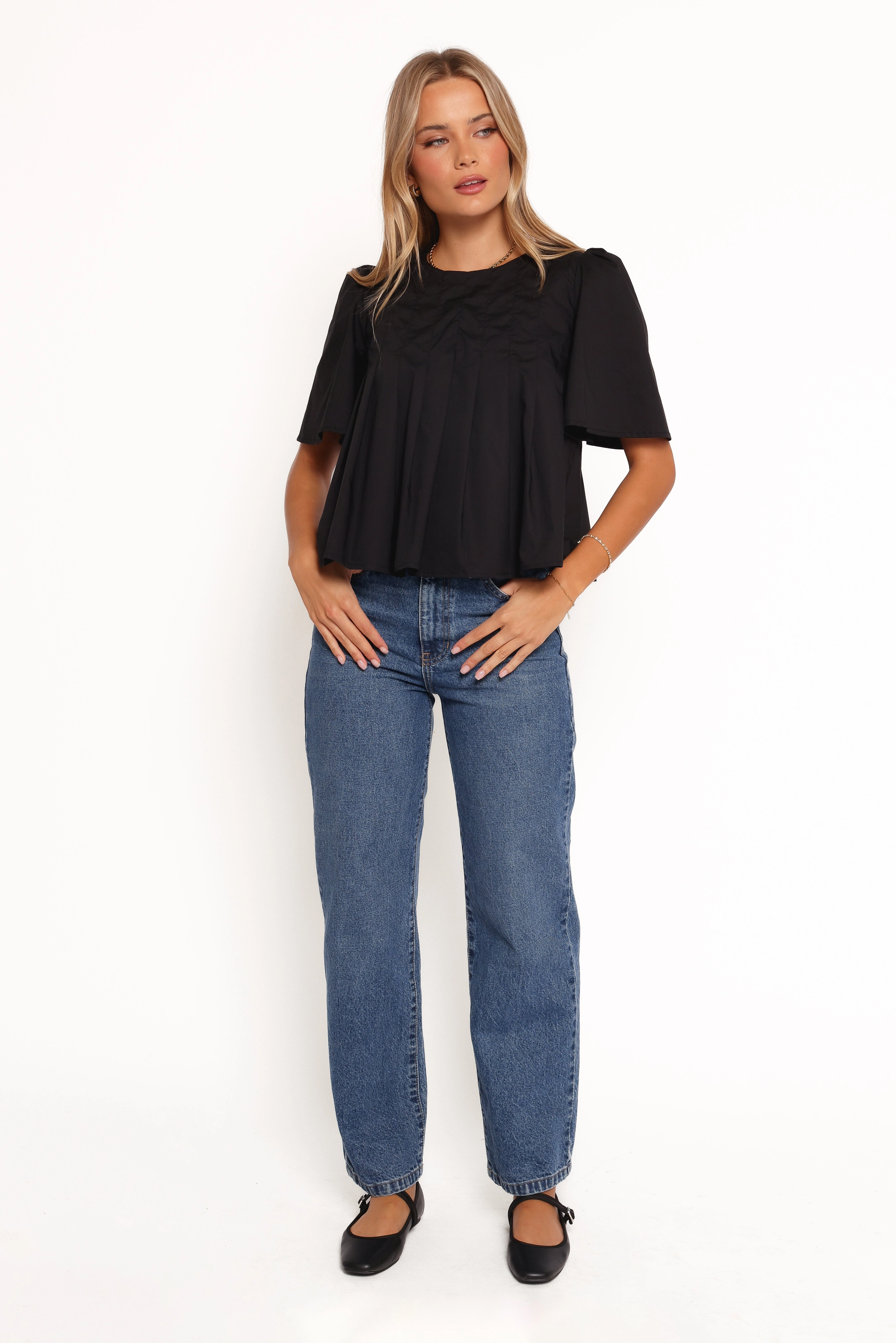 Trendy Pattern Geneva Pleated Top - Black