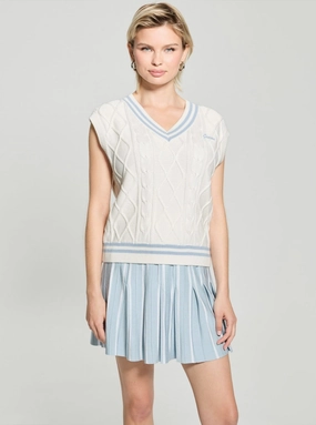 Eco White Active Sweater Vest Travel Ready